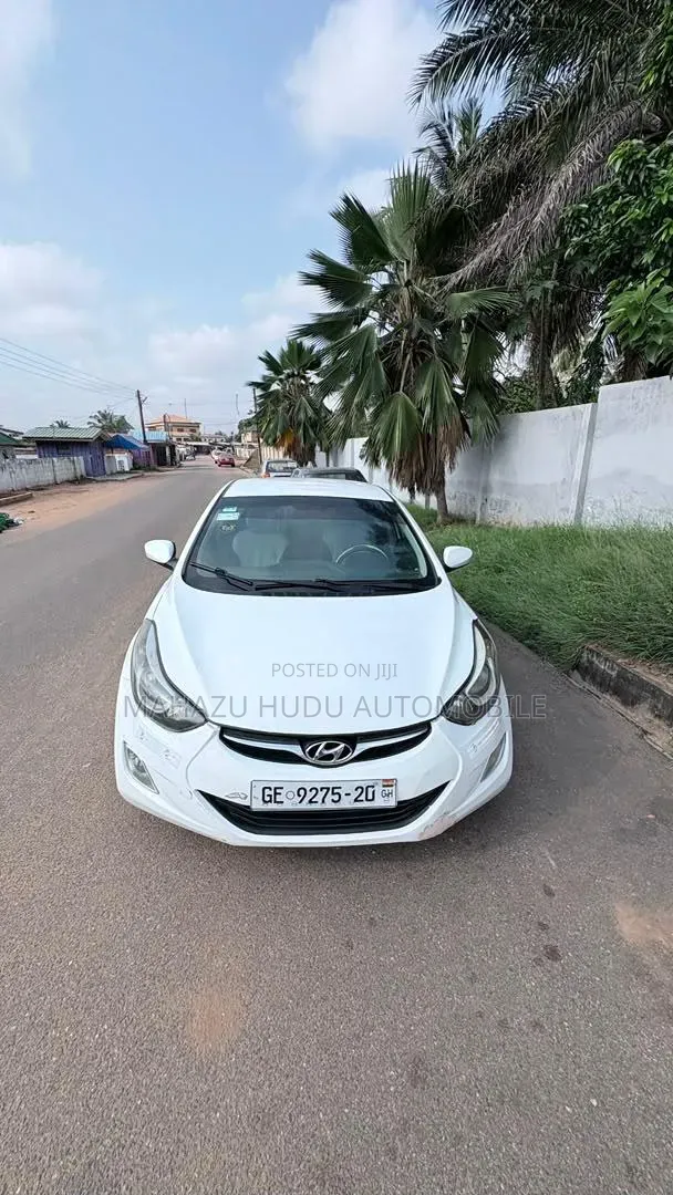 Hyundai Elantra GLS Sedan FWD (1.8L 4cyl 6A) 2013 White