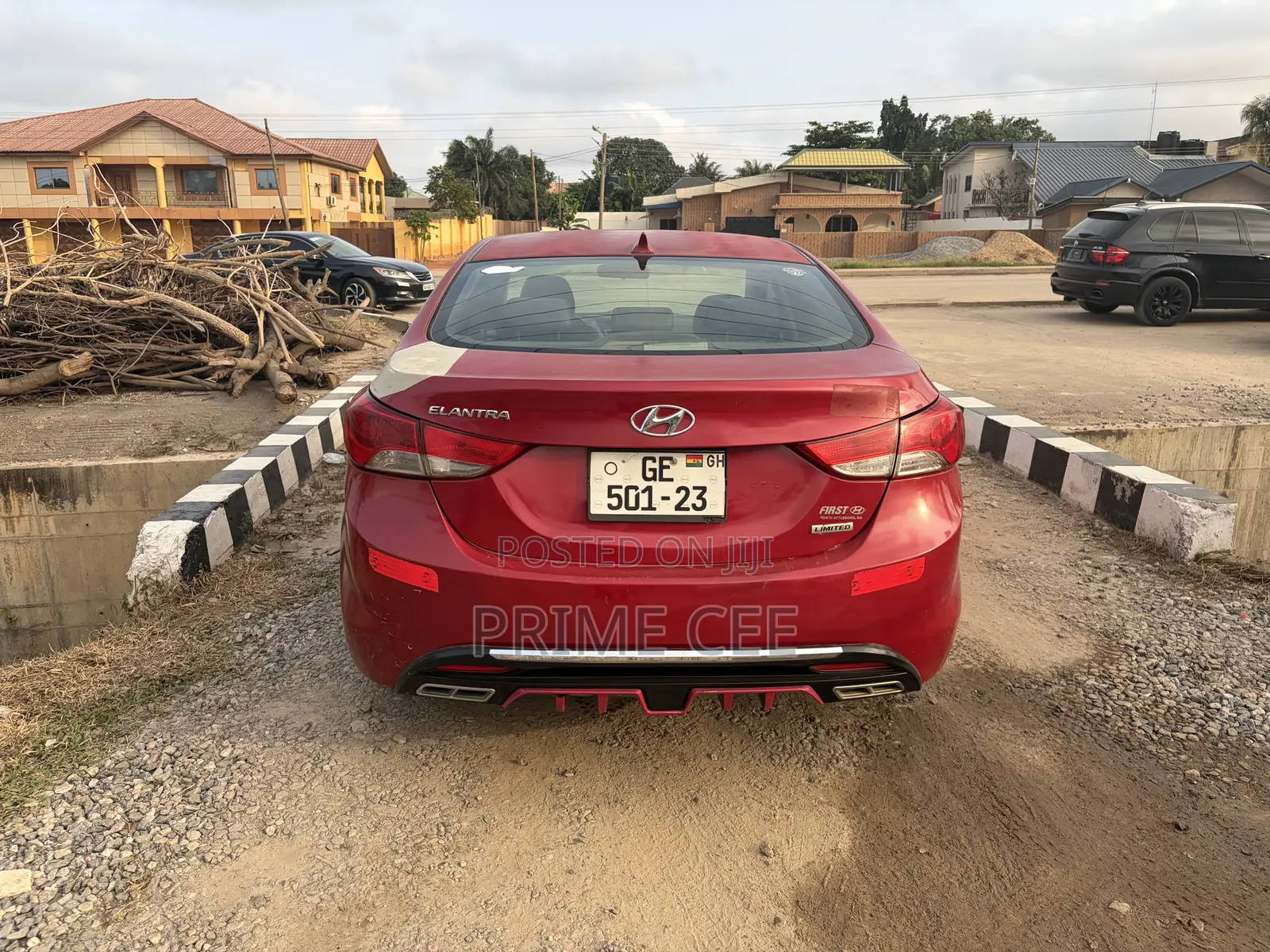 Hyundai Elantra 2013 Red