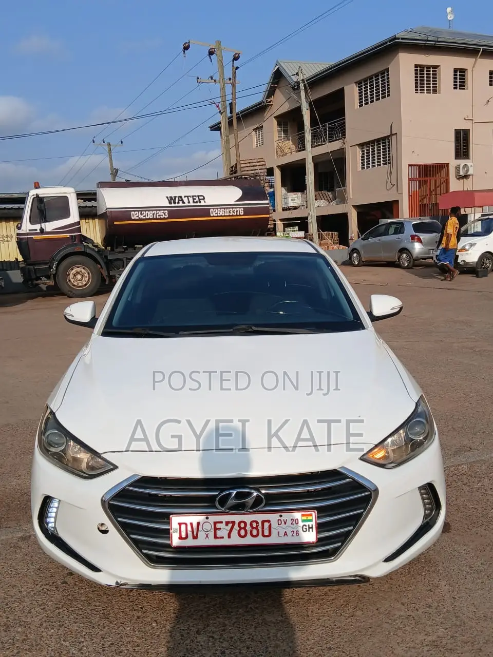 Hyundai Elantra SE Sedan FWD (2.0L 4cyl 6M) 2017 White