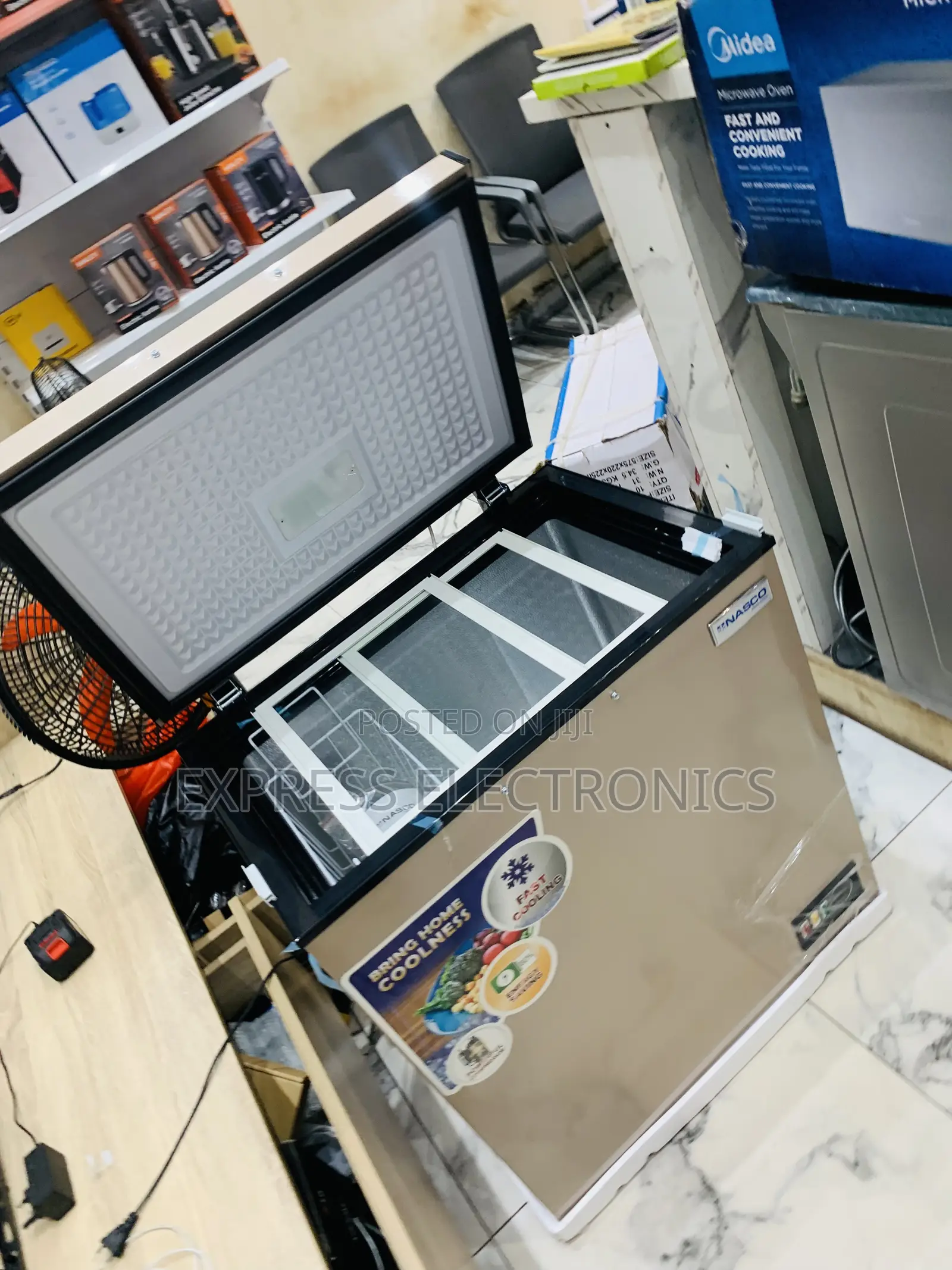 Highly Recommended Chest Gold Color Single Door Freezer Nas-200fl