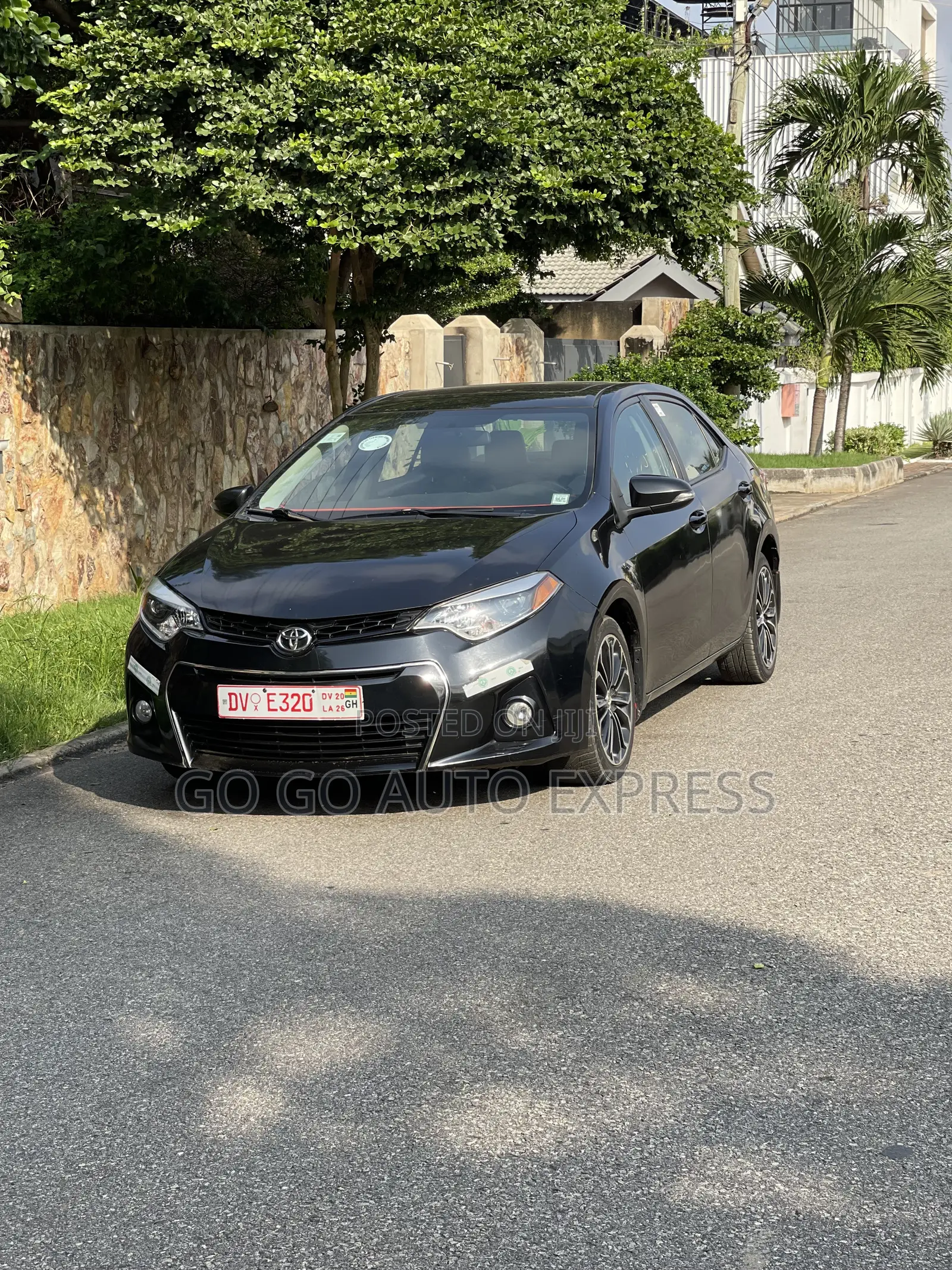 Toyota Corolla S 4dr Sedan (1.8L 4cyl CVT) 2015 Black