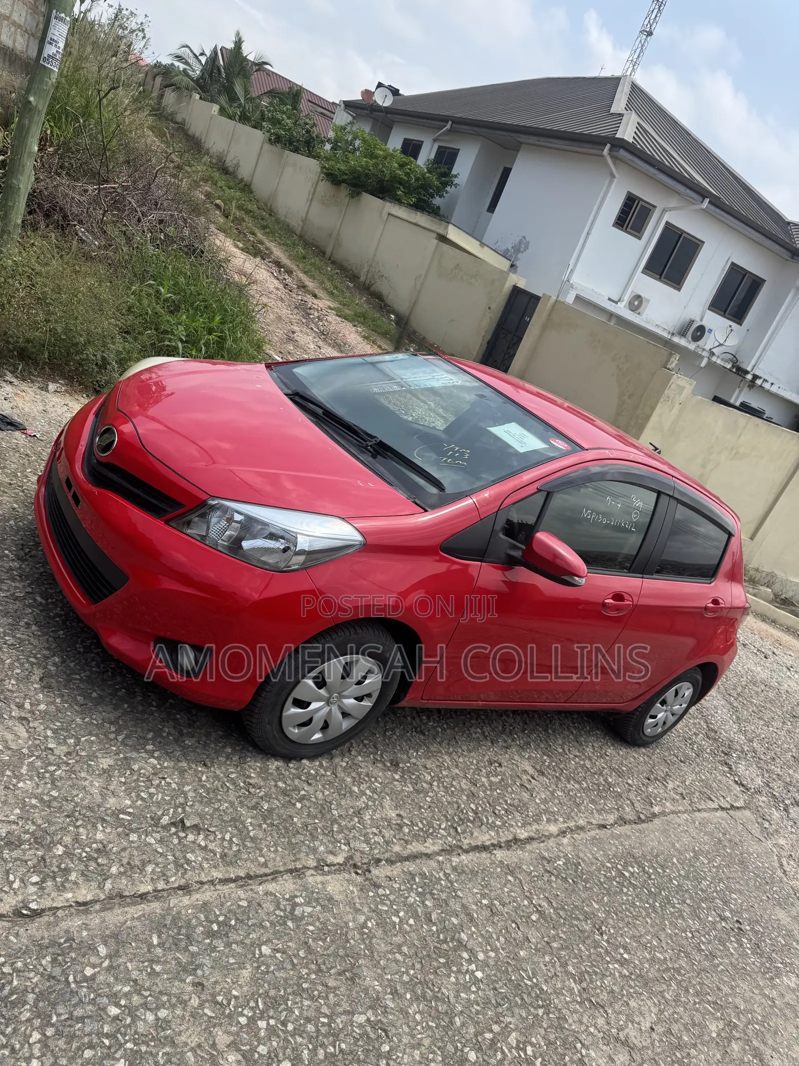 Toyota Vitz 1.5 FWD 3dr 2014 Red