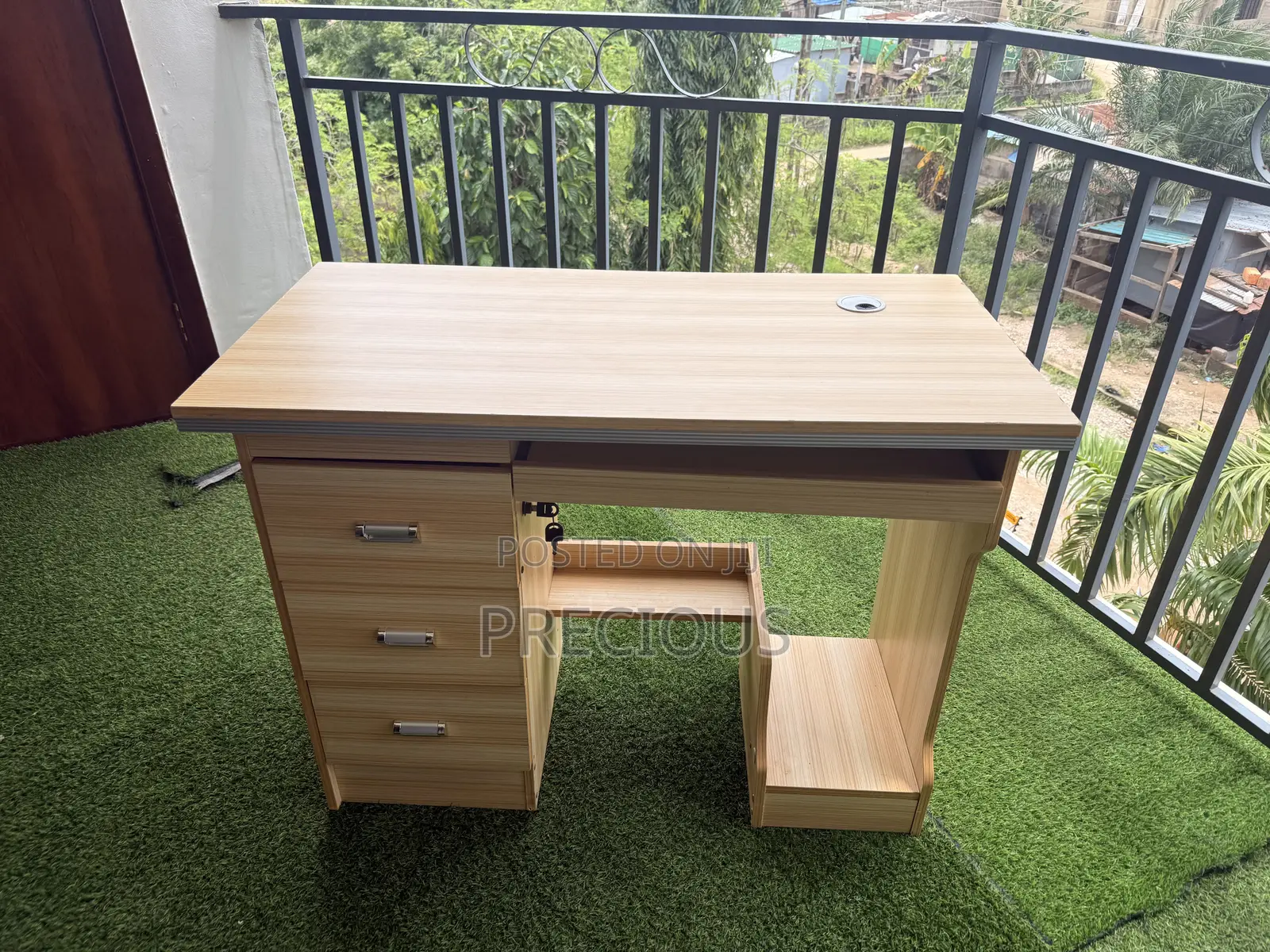 Modern Office Desk With 3 Drawers Storage Shelf