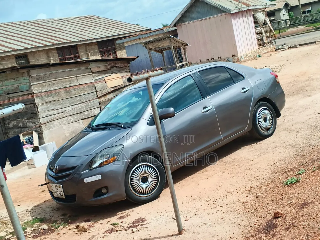 Toyota Yaris 2010 Gray