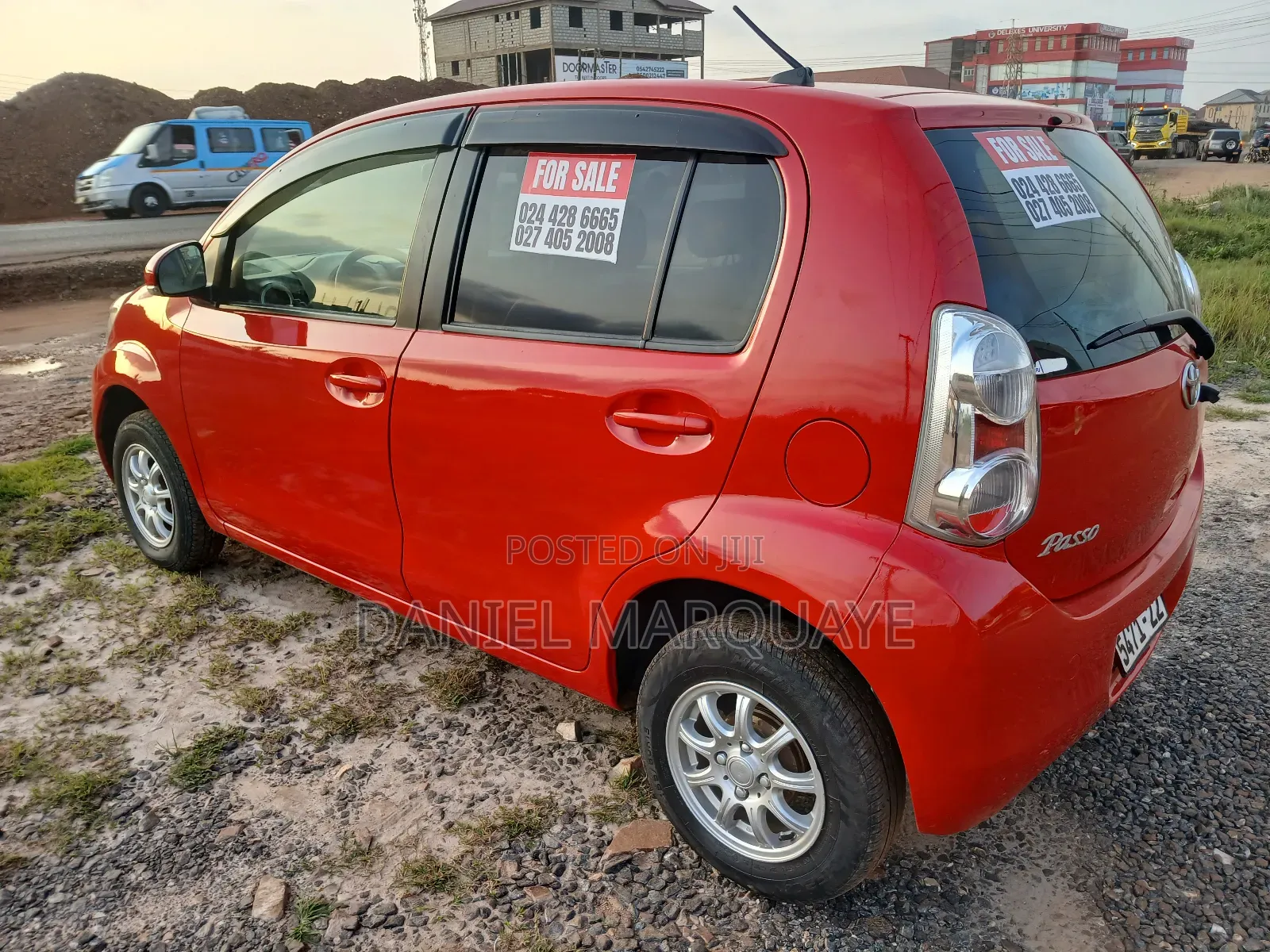 Toyota Passo 1.0 FWD 2011 Red