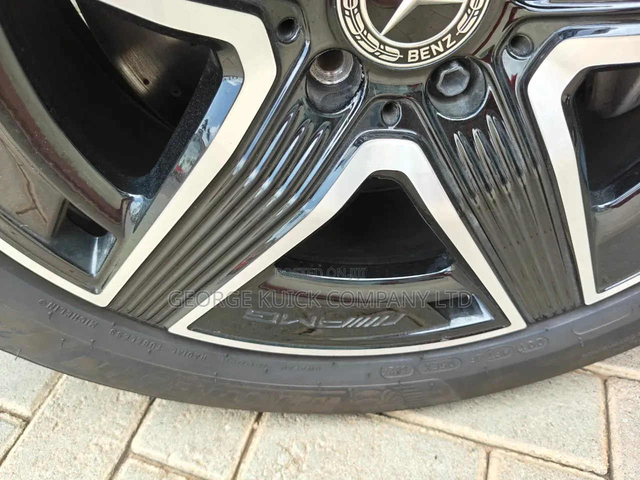Mercedes-Benz C300 2025 Black