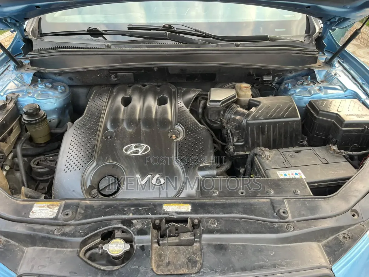Hyundai Santa Fe 2012 Blue