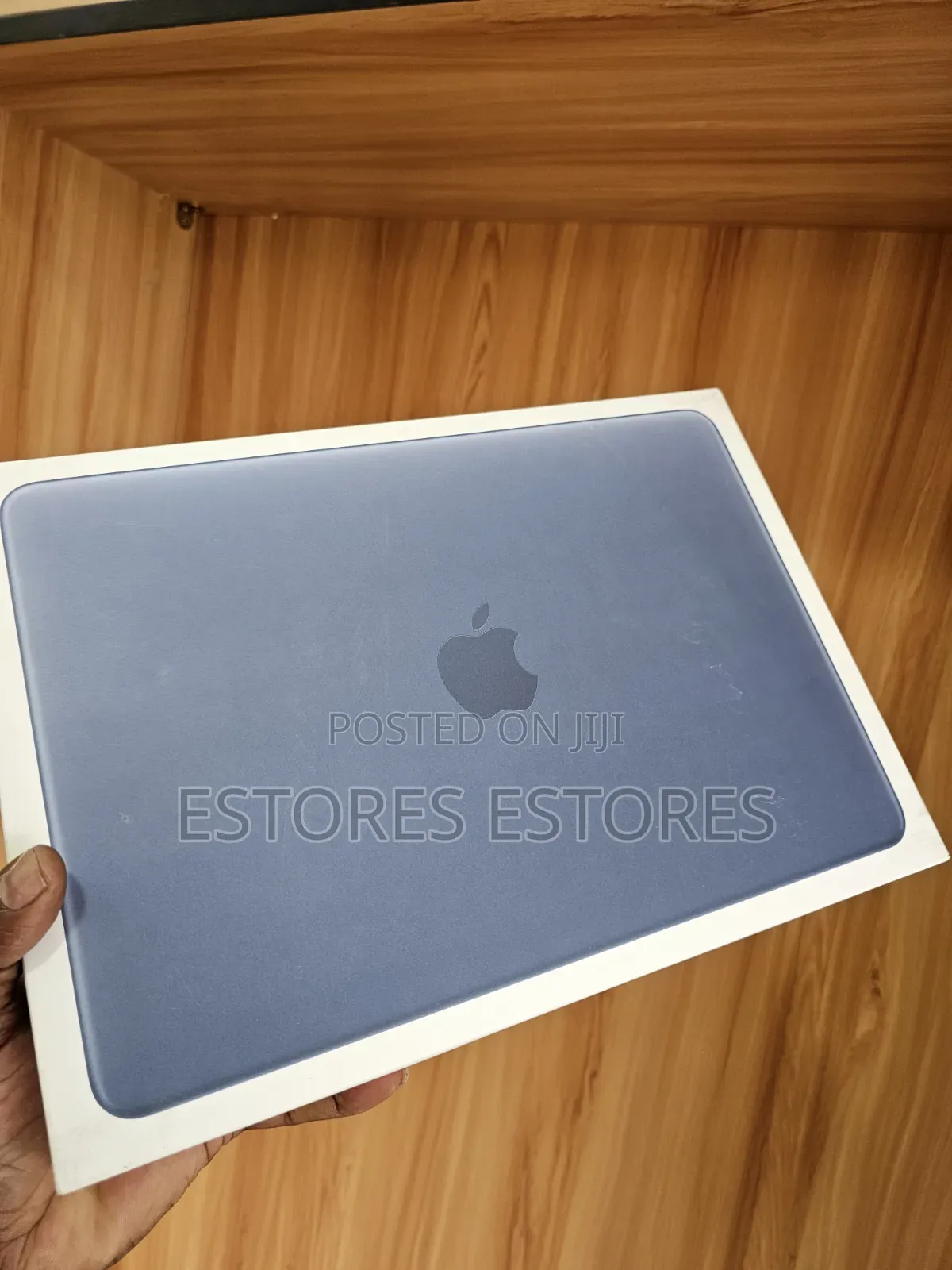 New Laptop Apple MacBook 8GB SSD 256GB