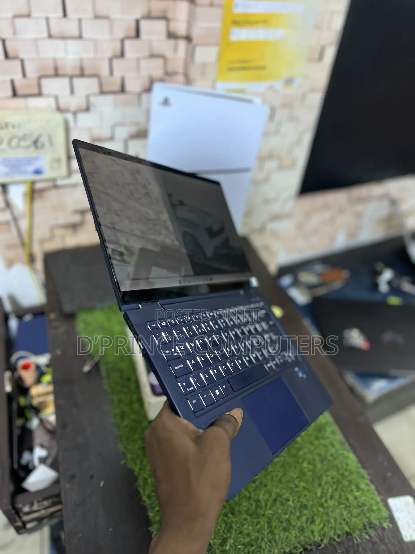 Laptop HP Dragonfly G2 16GB Intel Core i7 SSD 512GB