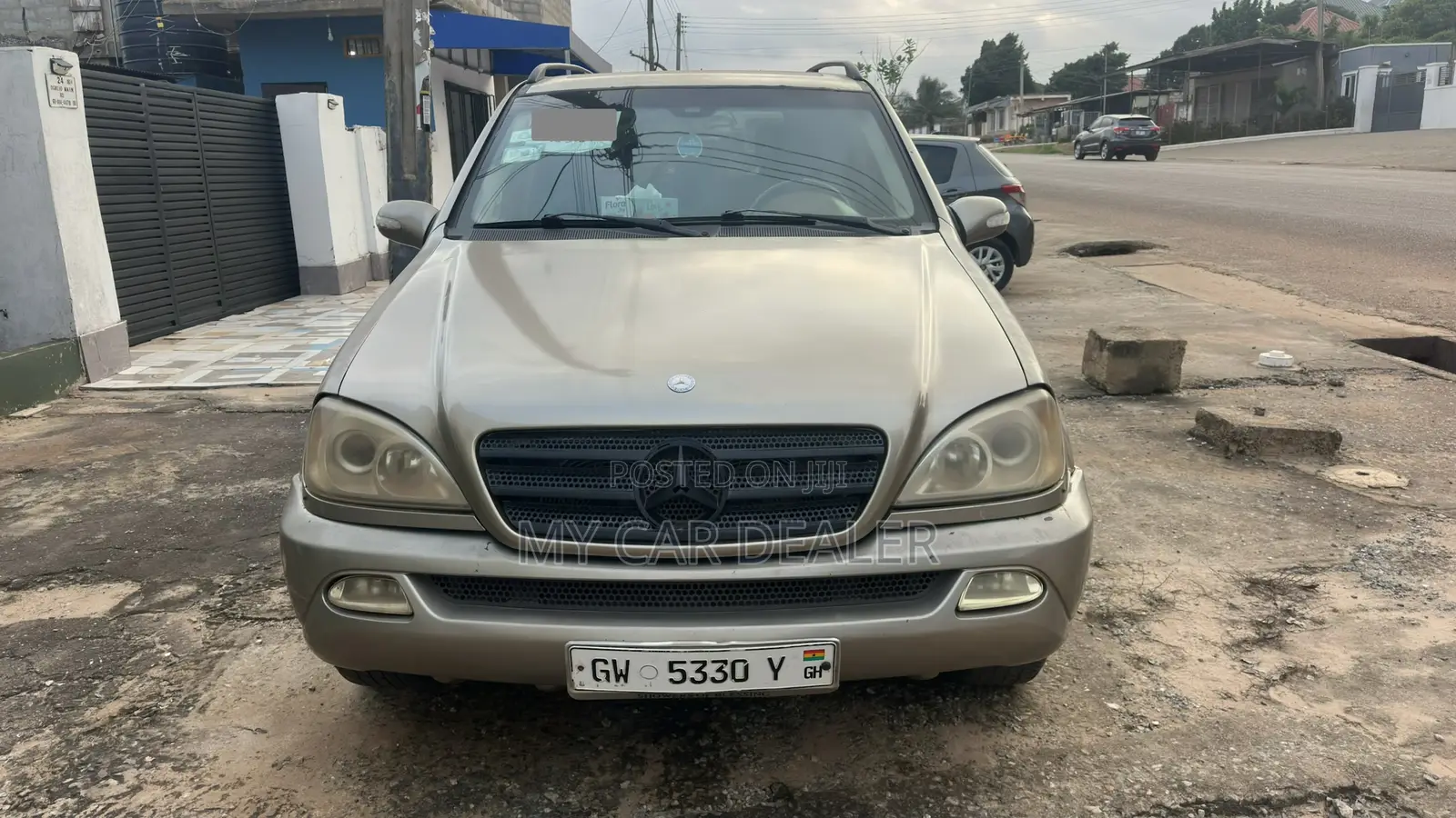 Mercedes-Benz MB100 2002