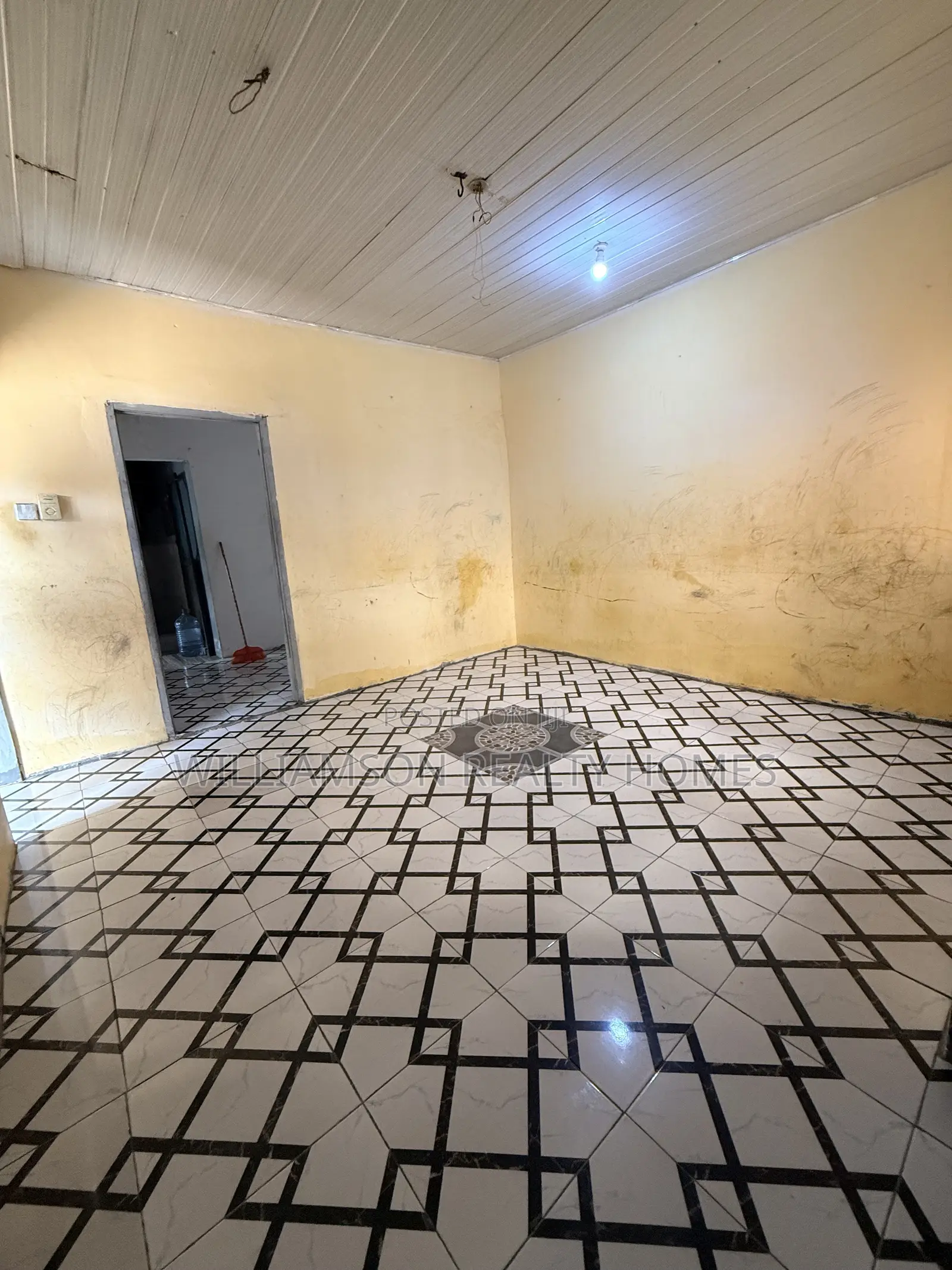 1bdrm Apartment in Community 18 Area, Spintex for rent