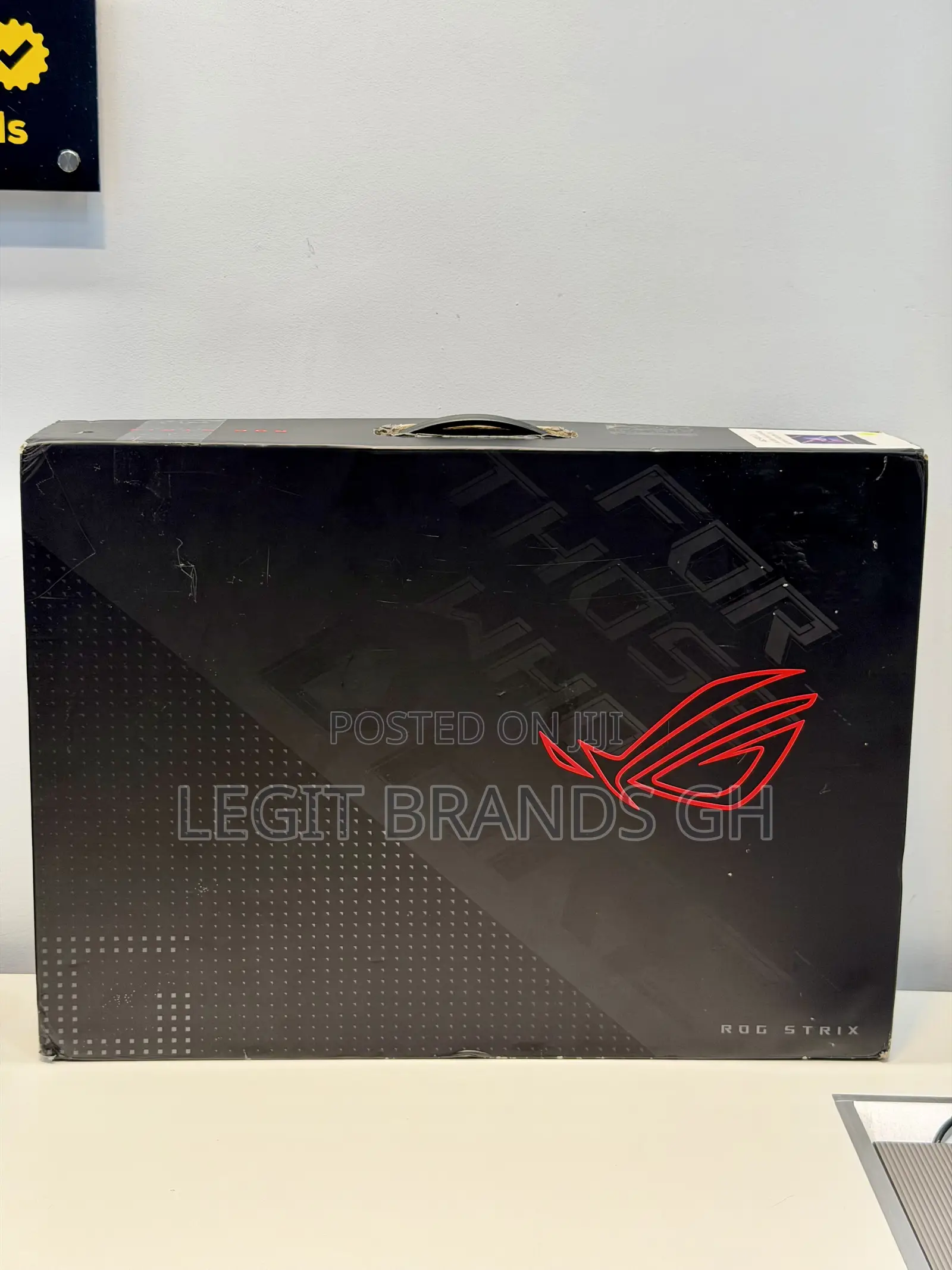 Laptop Asus ROG Strix G17 16GB AMD Ryzen 9 SSD 1T