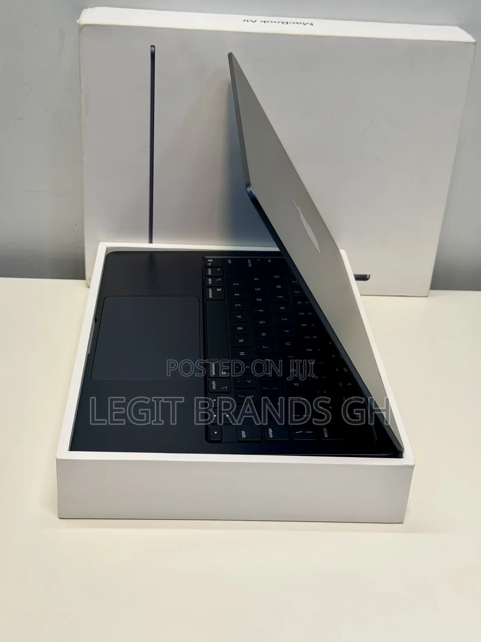 Laptop Apple MacBook Air 2025 M4 16GB Apple M4 SSD 512GB