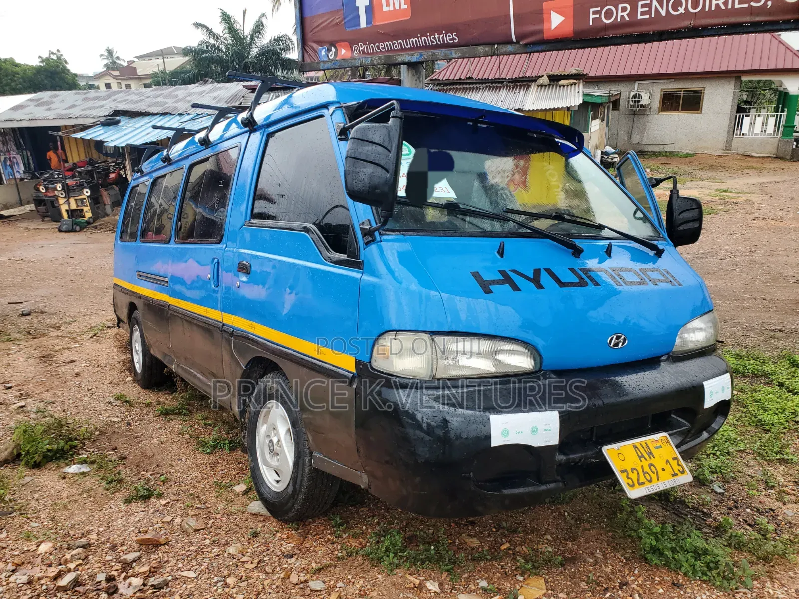 Hyundai H-100 2004 Blue