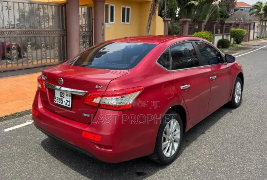 Nissan Sentra 2015 Red