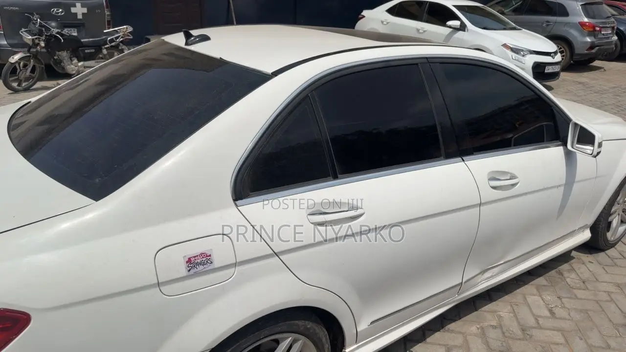 Mercedes-Benz C250 2014 White