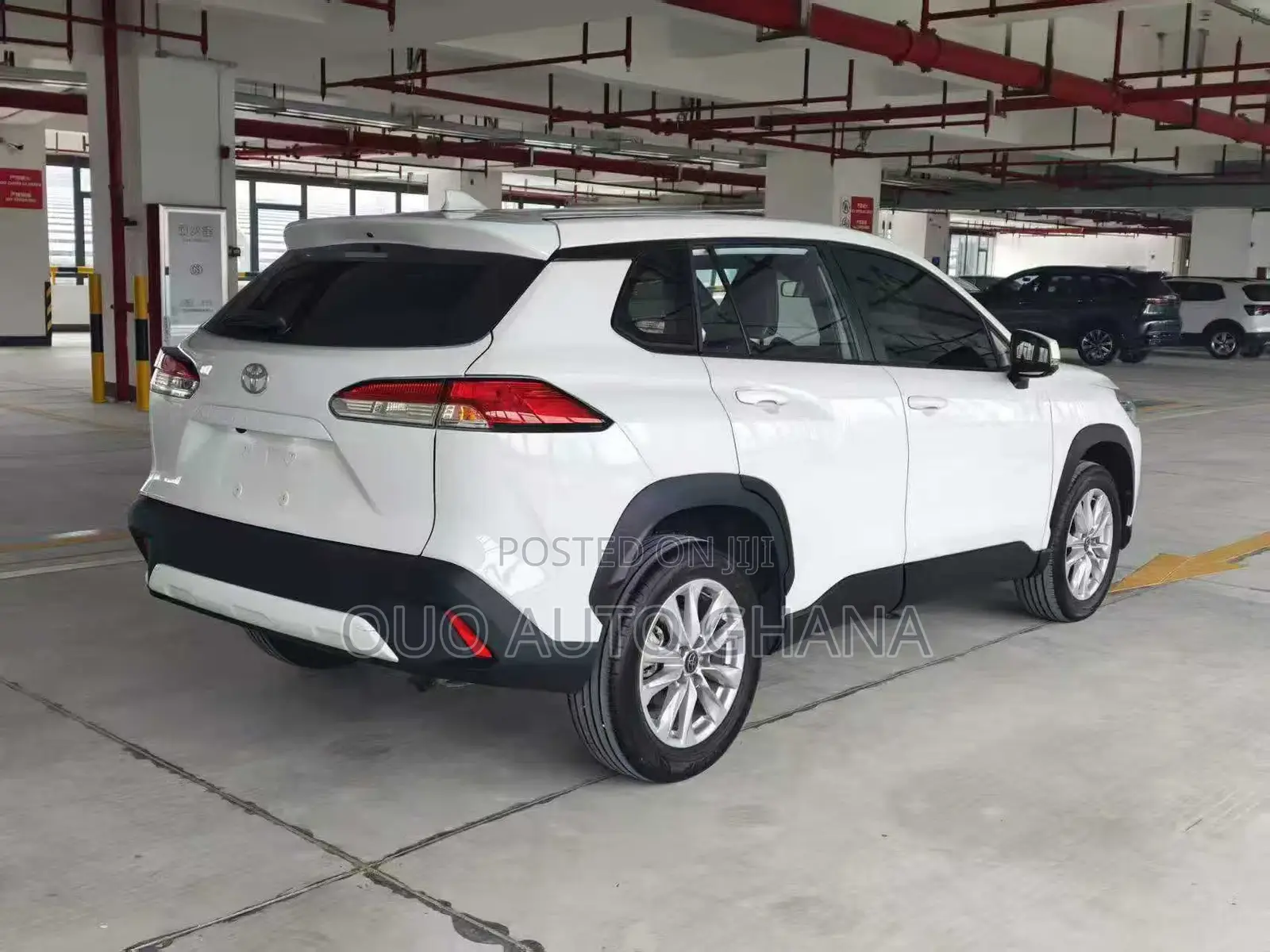Toyota Corolla Cross XLE 2025 White