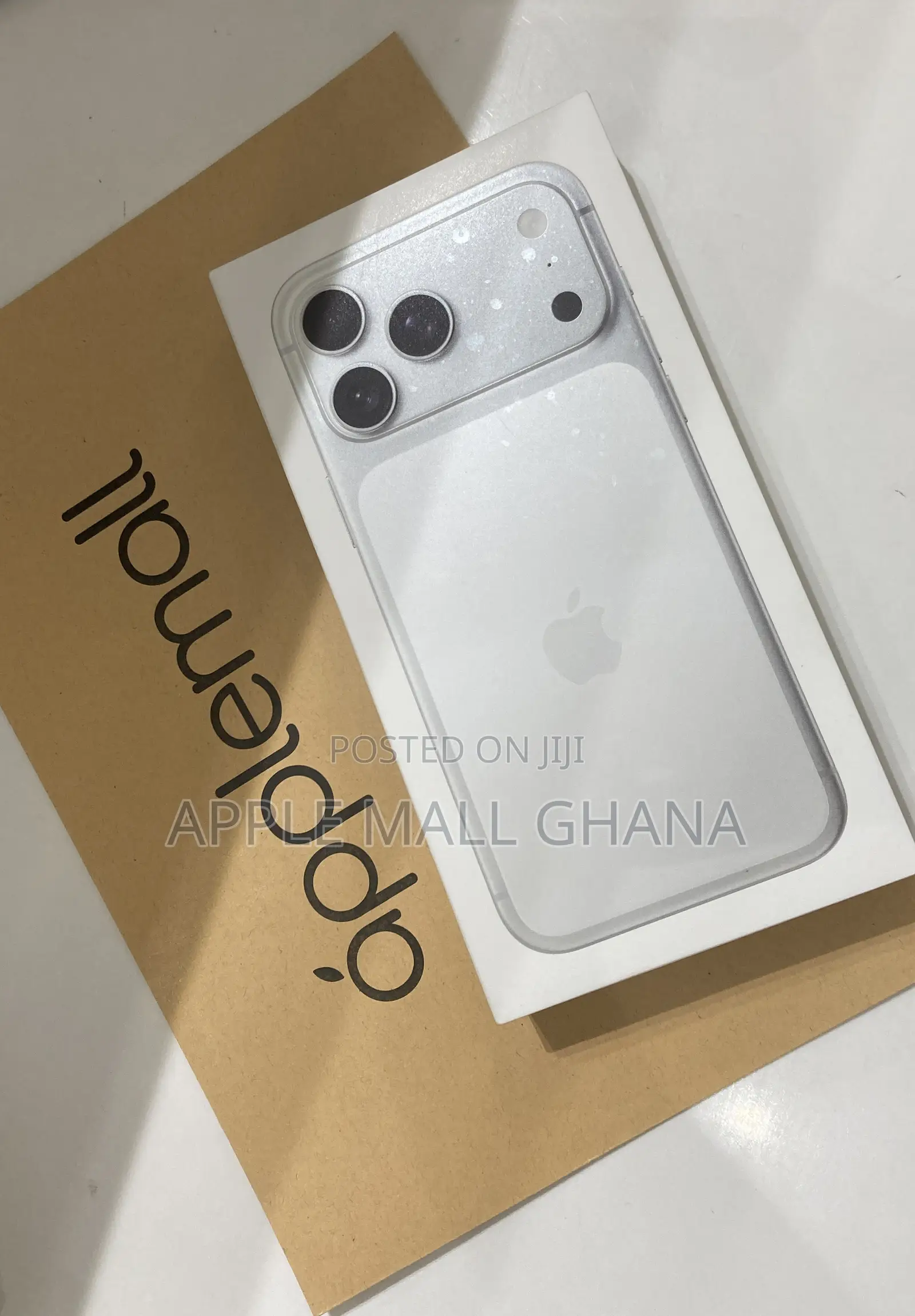 New Apple iPhone 17 Pro Max 256 GB Blue