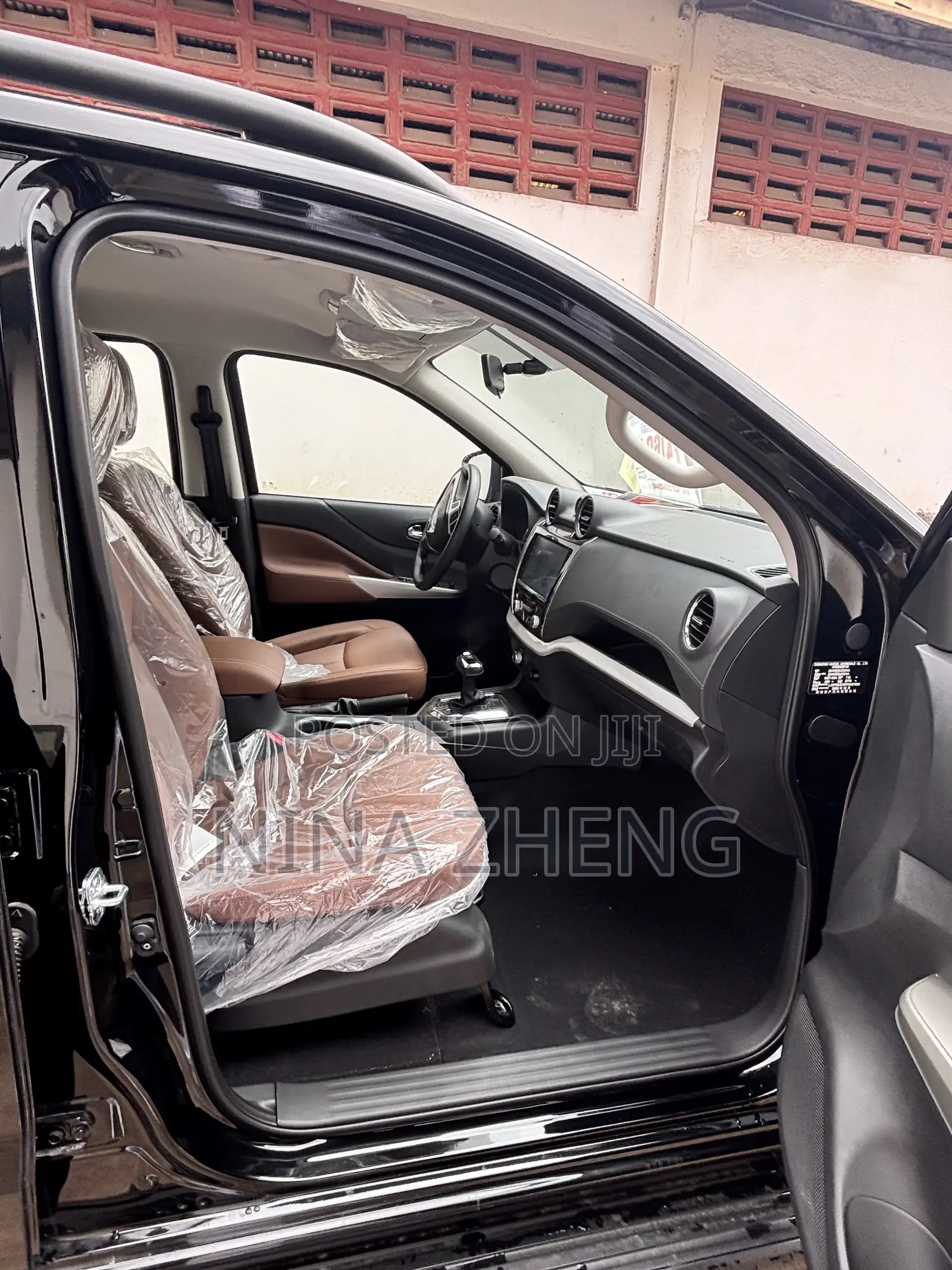New Dongfeng Rich 6 2025 Black