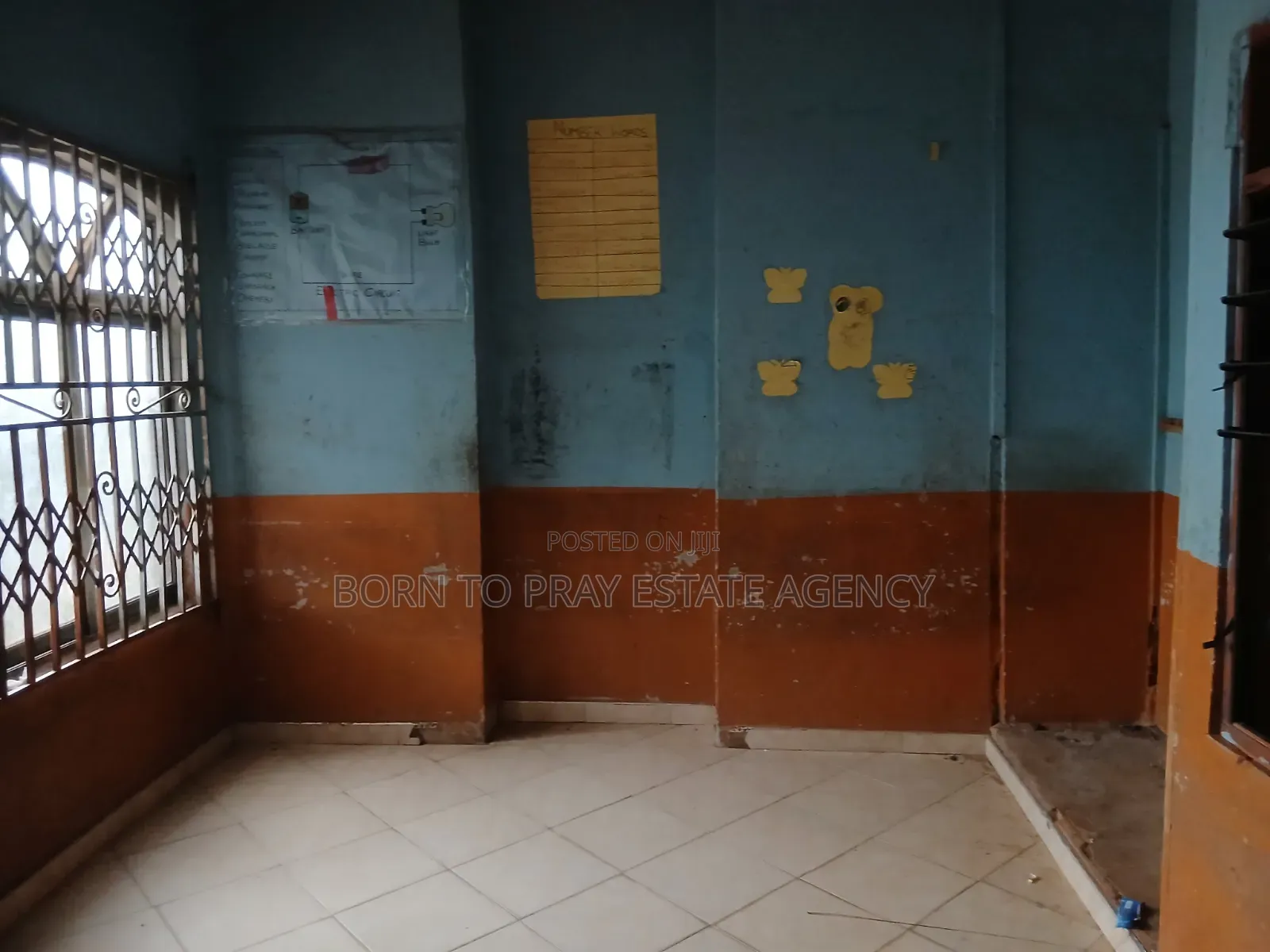 7bdrm House in Born 2 Pray Estate, Ejisu-Juaben Municipal for rent