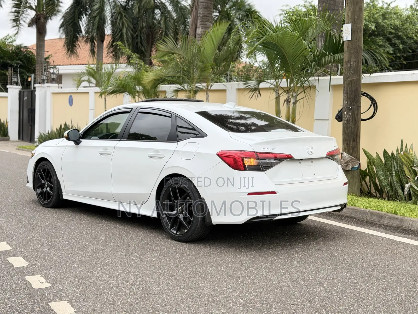 Honda Civic Sport 2022 White
