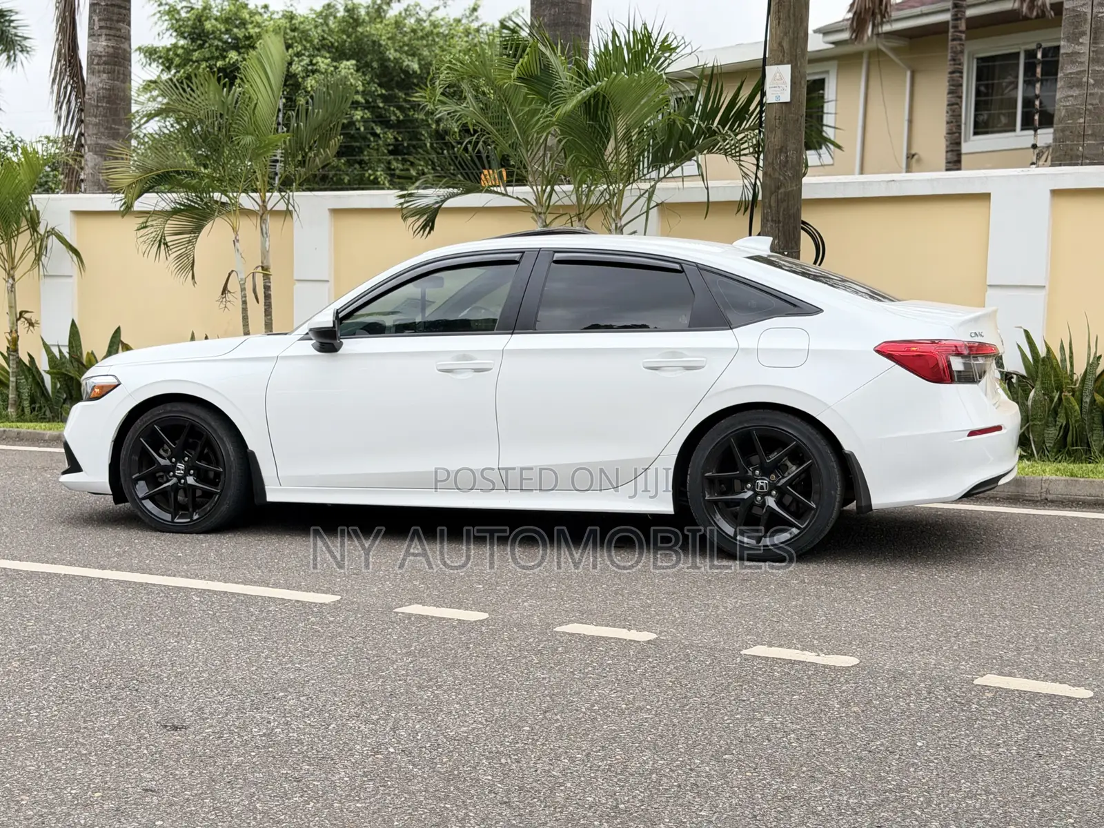 Honda Civic Sport 2022 White