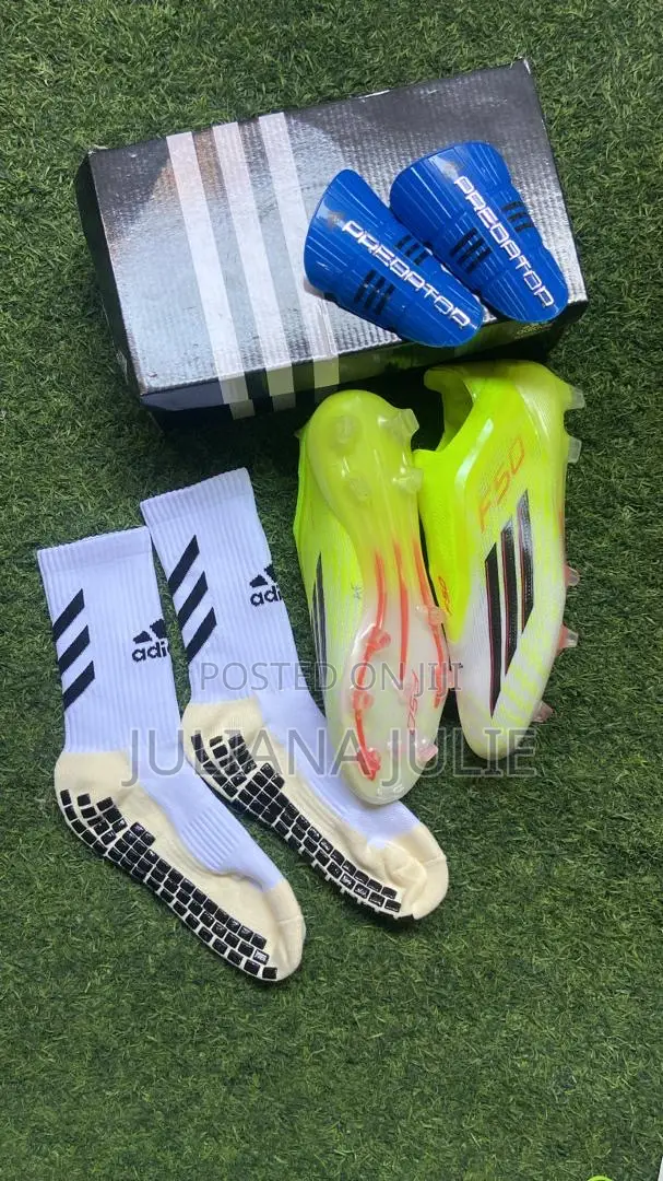 Original Football Boot Available at Cool Price
