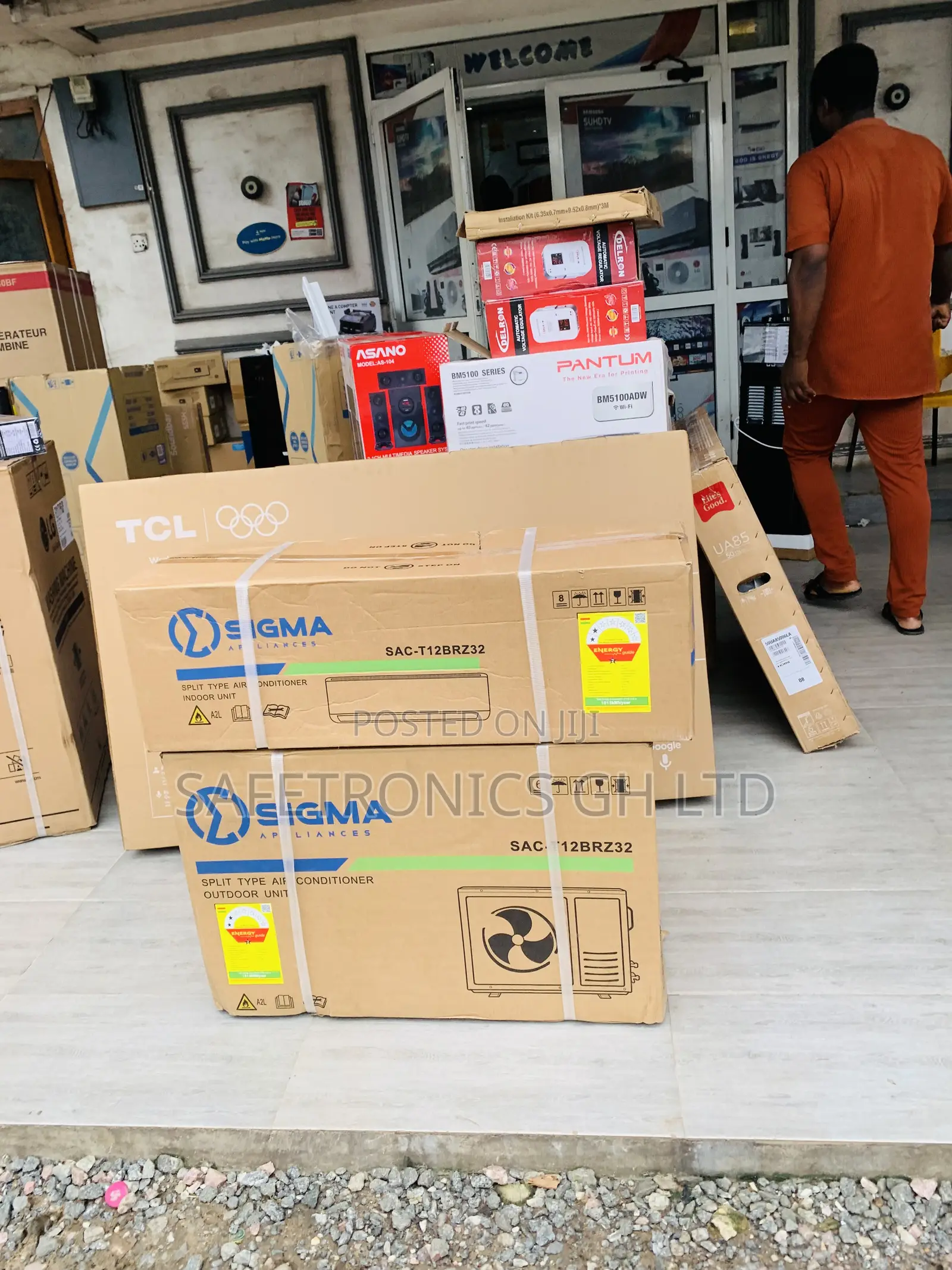Ultra Modern Air Conditioner Sigma 2.5hp R410 Breeze-Hy24sb