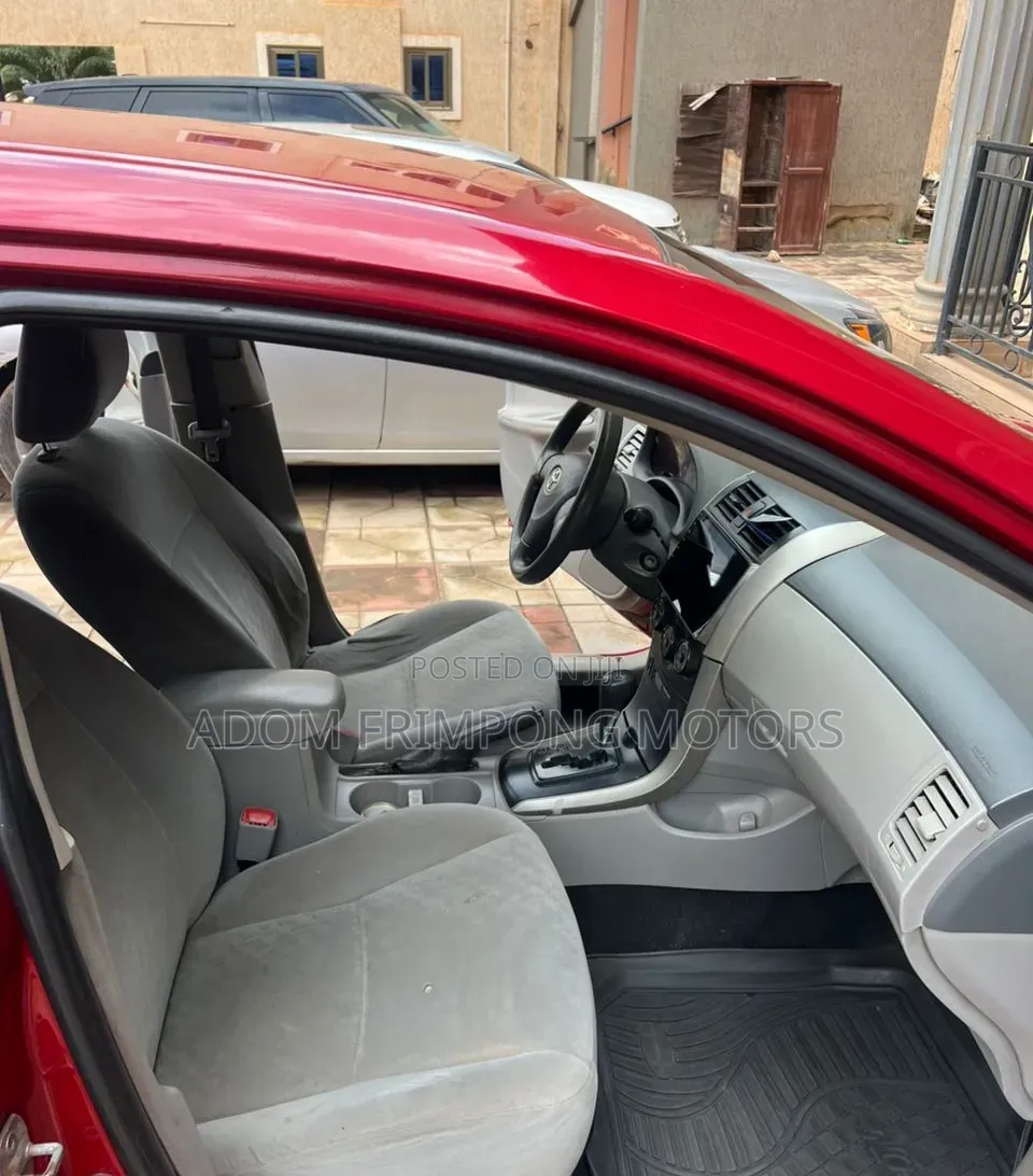 Toyota Corolla 2010 Red