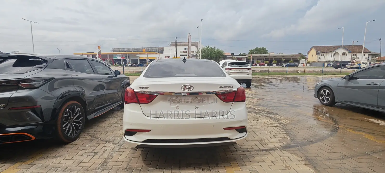 Hyundai Elantra 2019 White