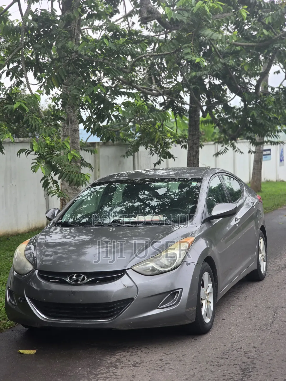 Hyundai Elantra 2013 Brown