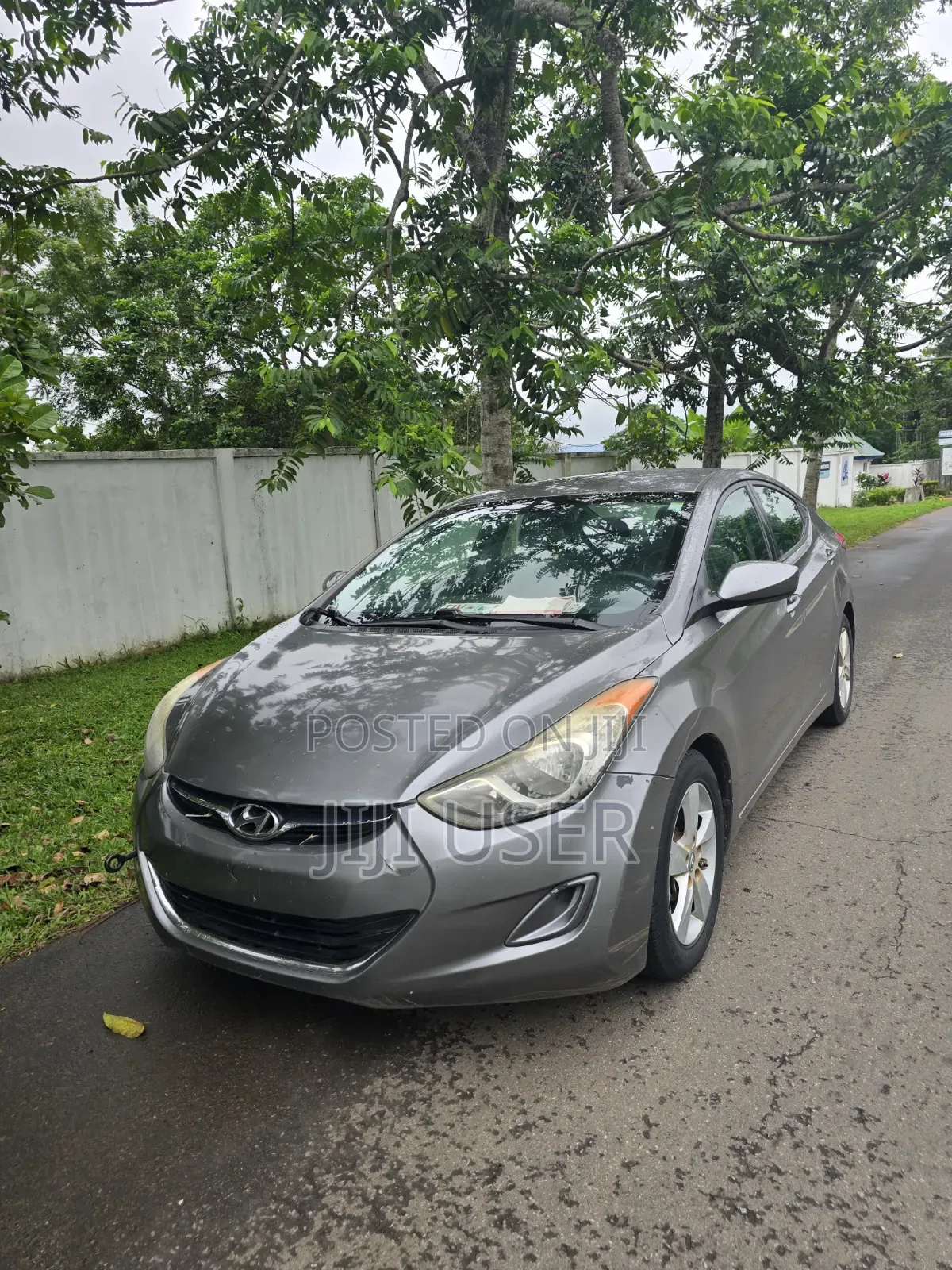 Hyundai Elantra 2013 Brown