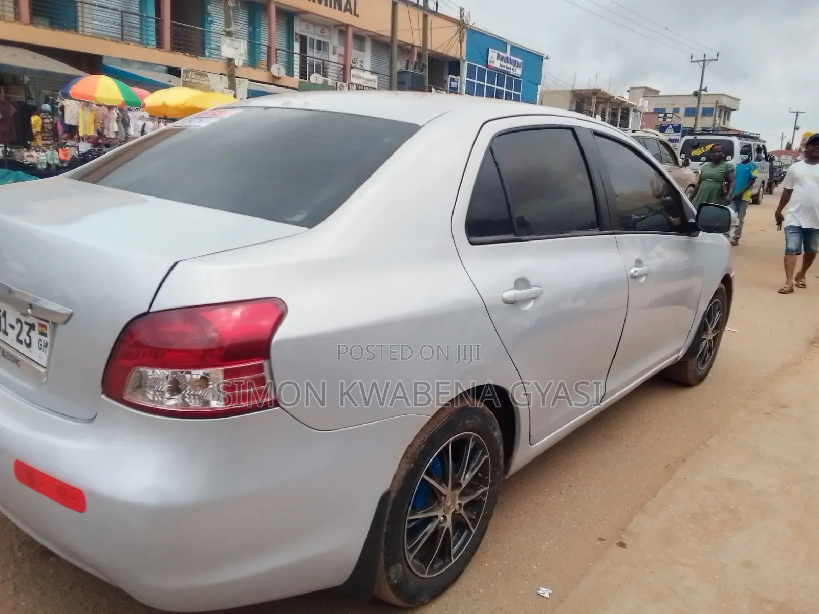 Toyota Belta 2023 Silver