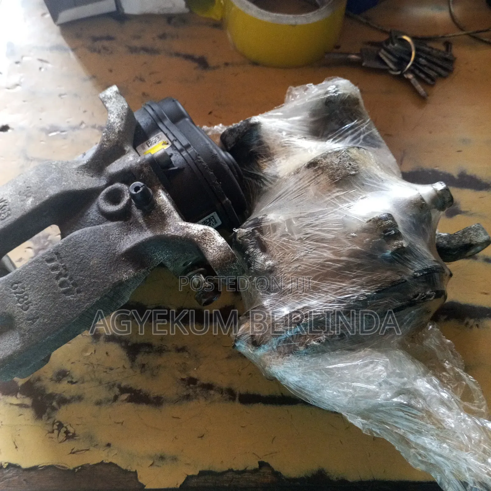 HRV 2017 Back Caliper Pair