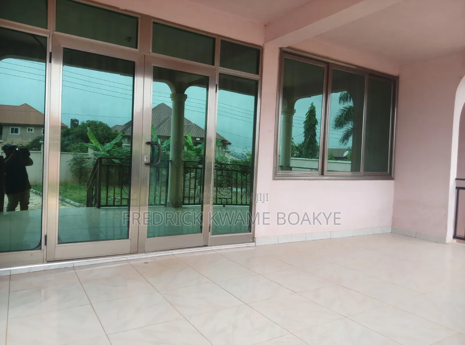 6bdrm House in Brother K Estate, Kumasi Metropolitan for sale