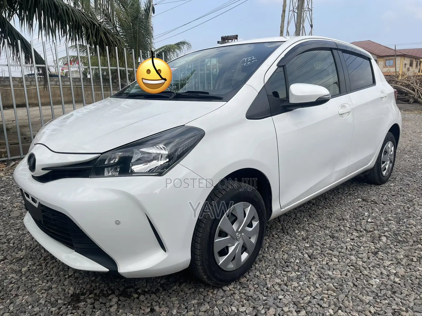 Toyota Vitz 1.5 FWD 5dr 2014 White