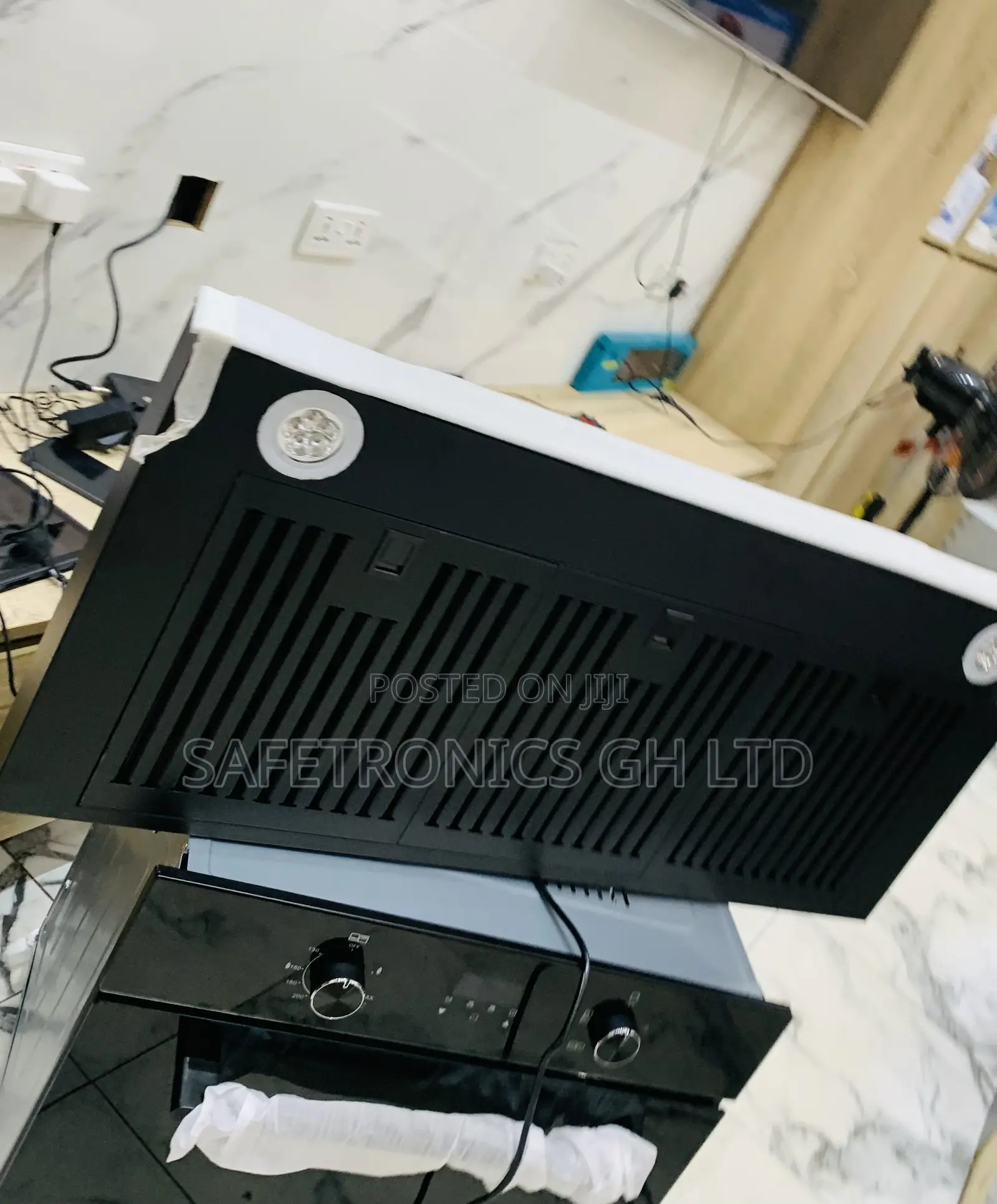 Get Accurate Kenwood 90cm Extractor (90072/Ceramic Heat Range Hood