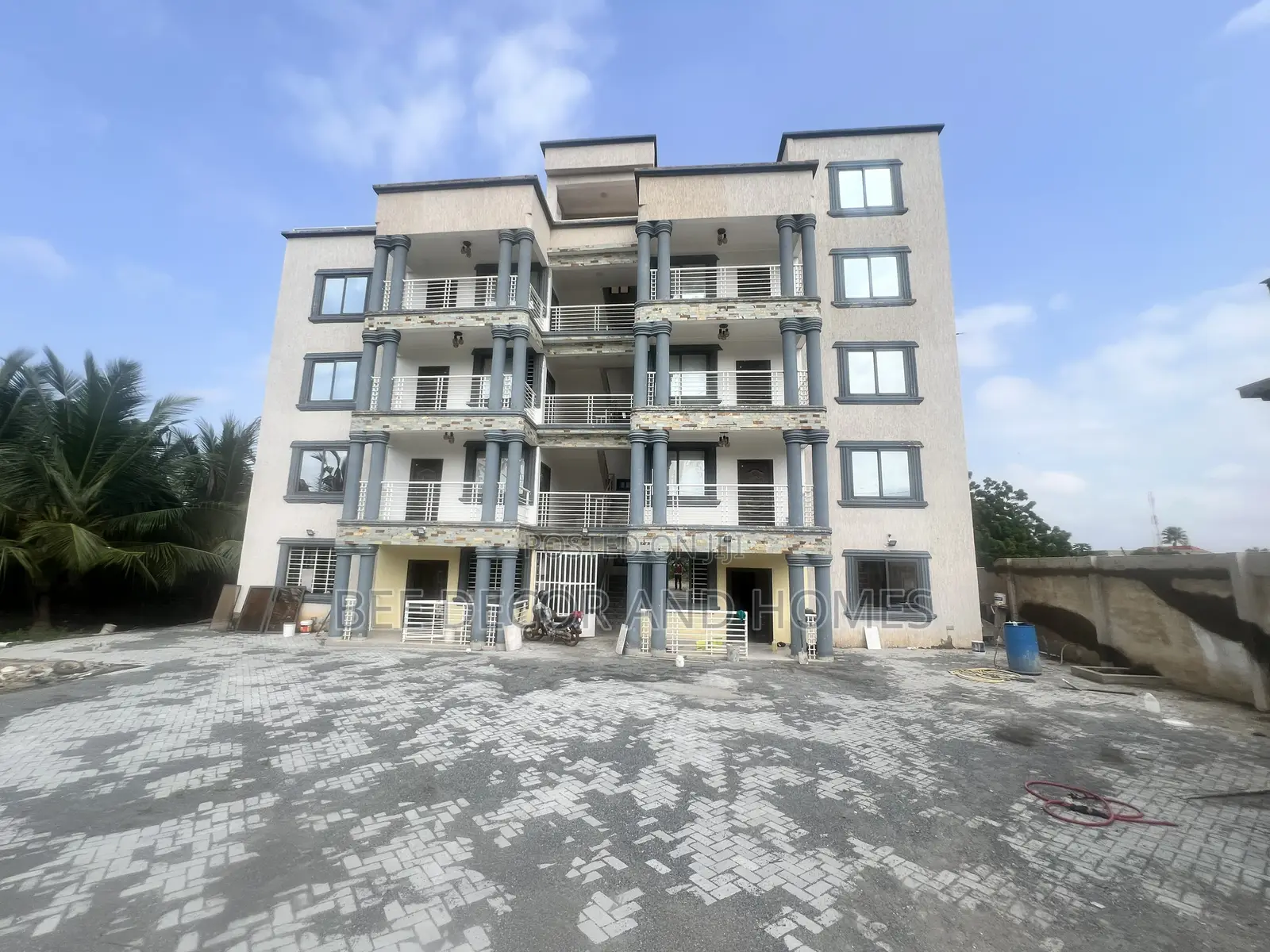 3bdrm Apartment in Bee ๐ Decor & Homes, Abokobi for rent