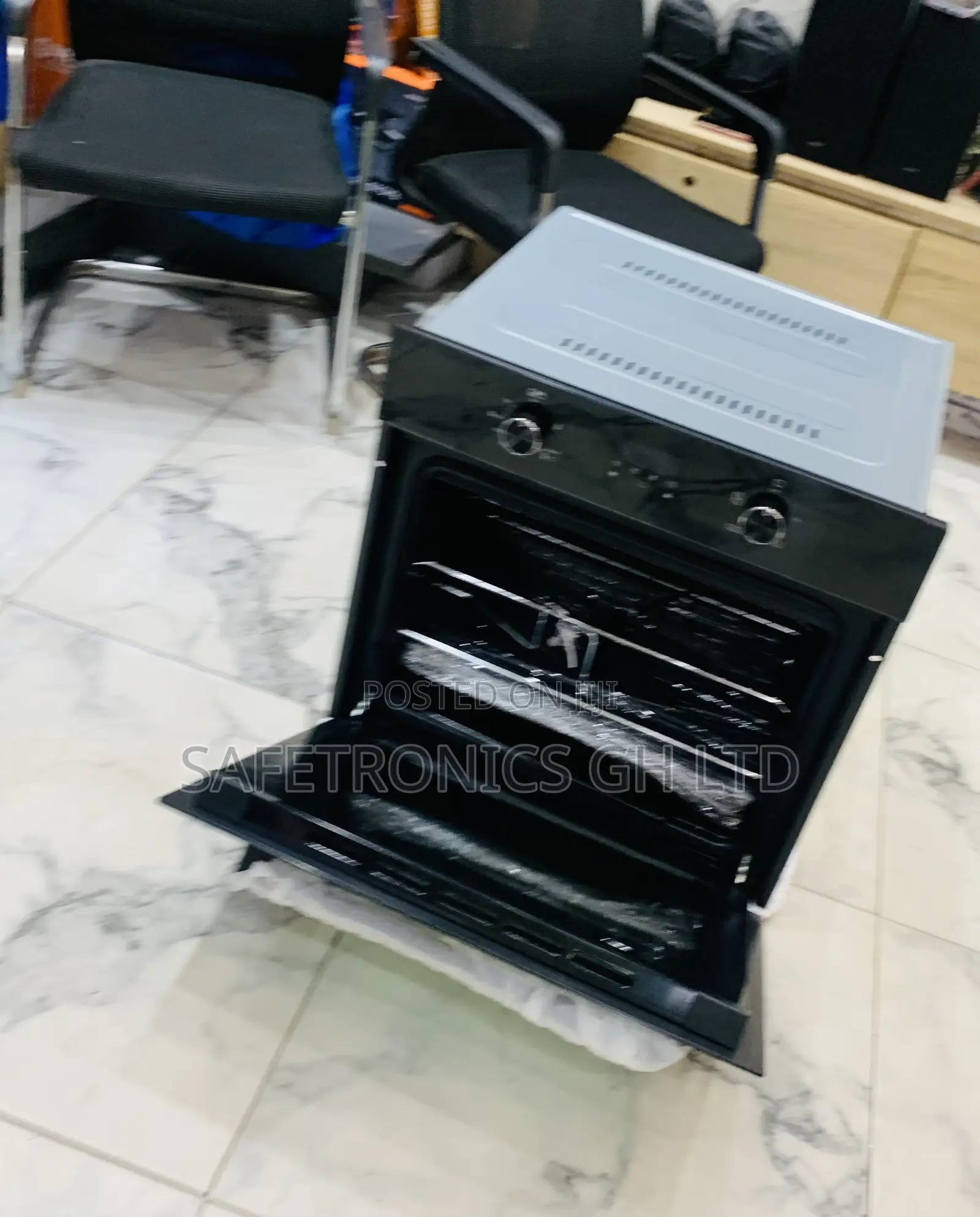 Neatly Sealed Kenwood Black 60cm Electric and Gas Oven