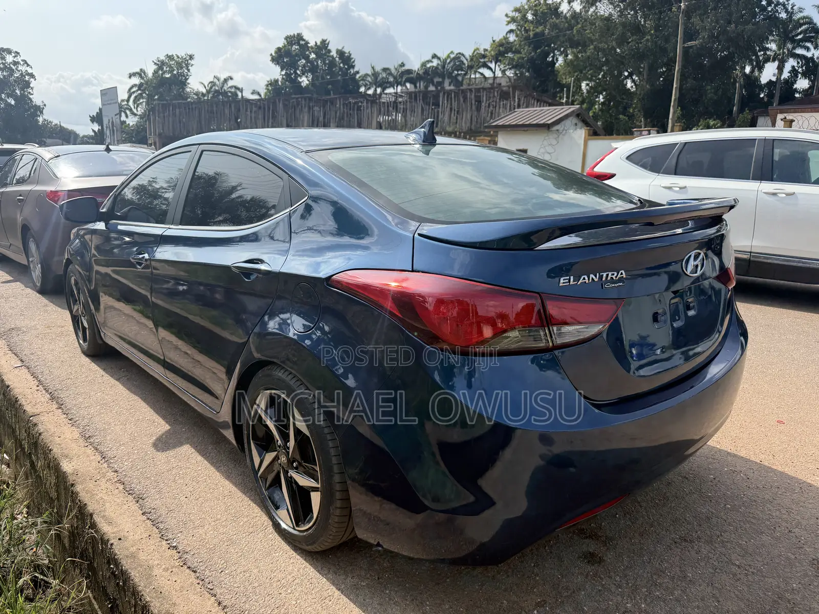 Hyundai Elantra 2016 Blue