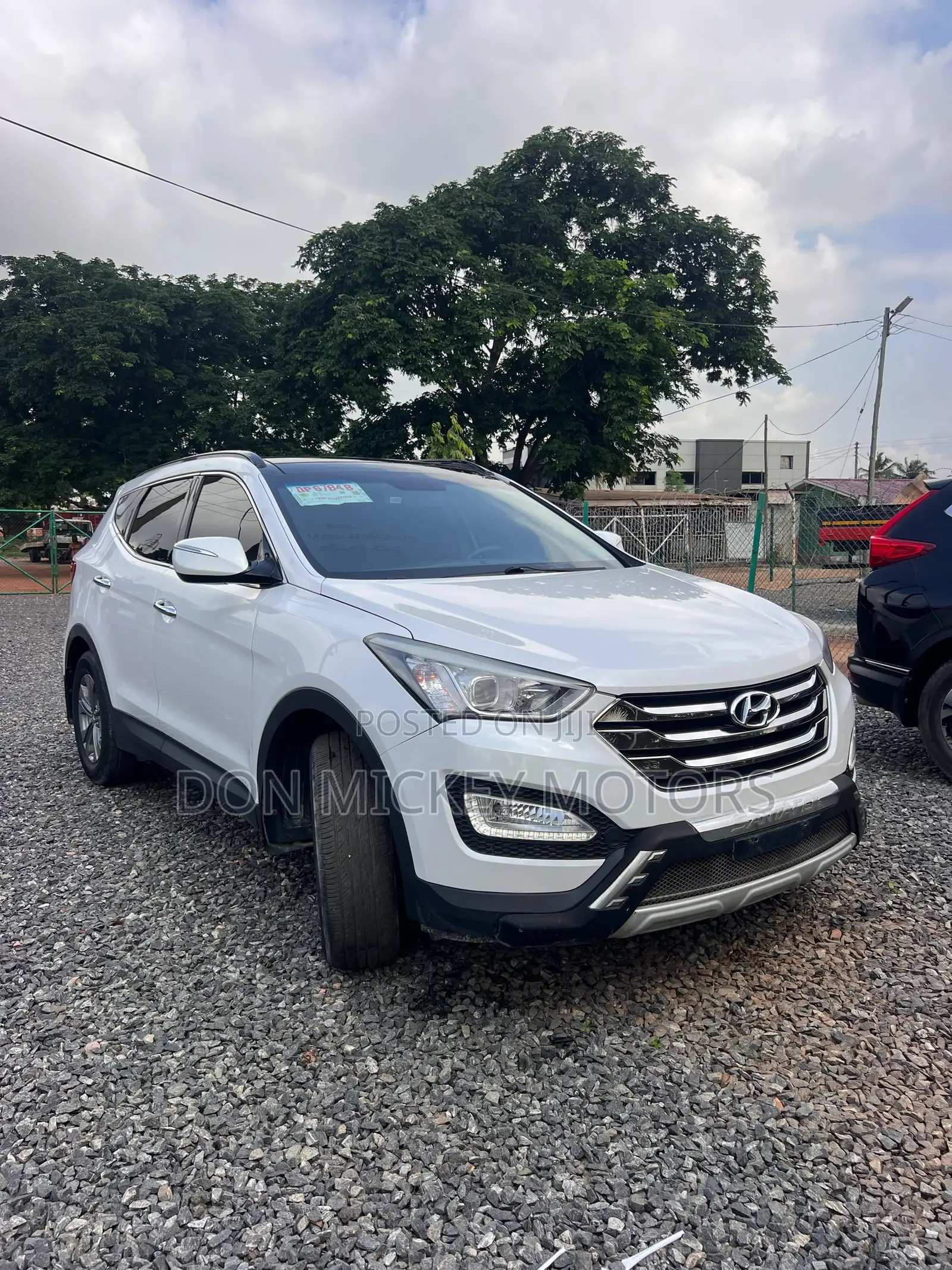 Hyundai Santa Fe Limited w/Saddle Interior 4dr SUV AWD (3.3L 6cyl 6A)