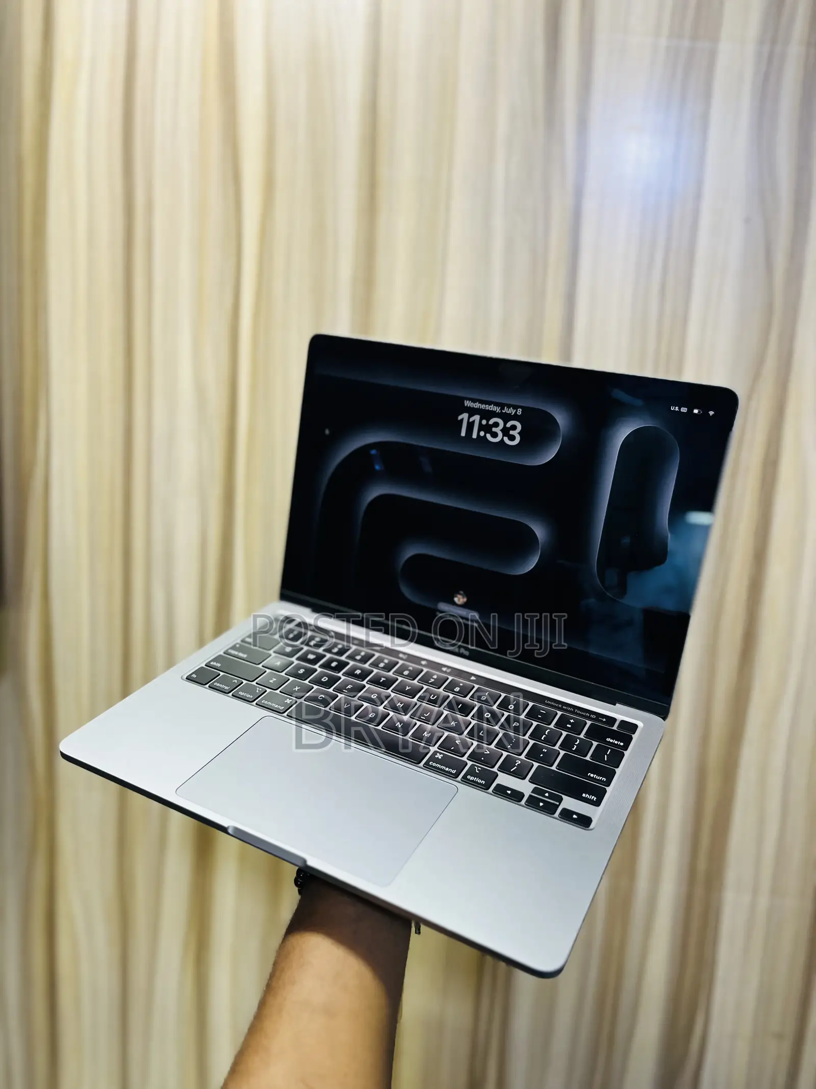 Laptop Apple MacBook Pro 2020 8GB Intel Core i5 SSD 512GB