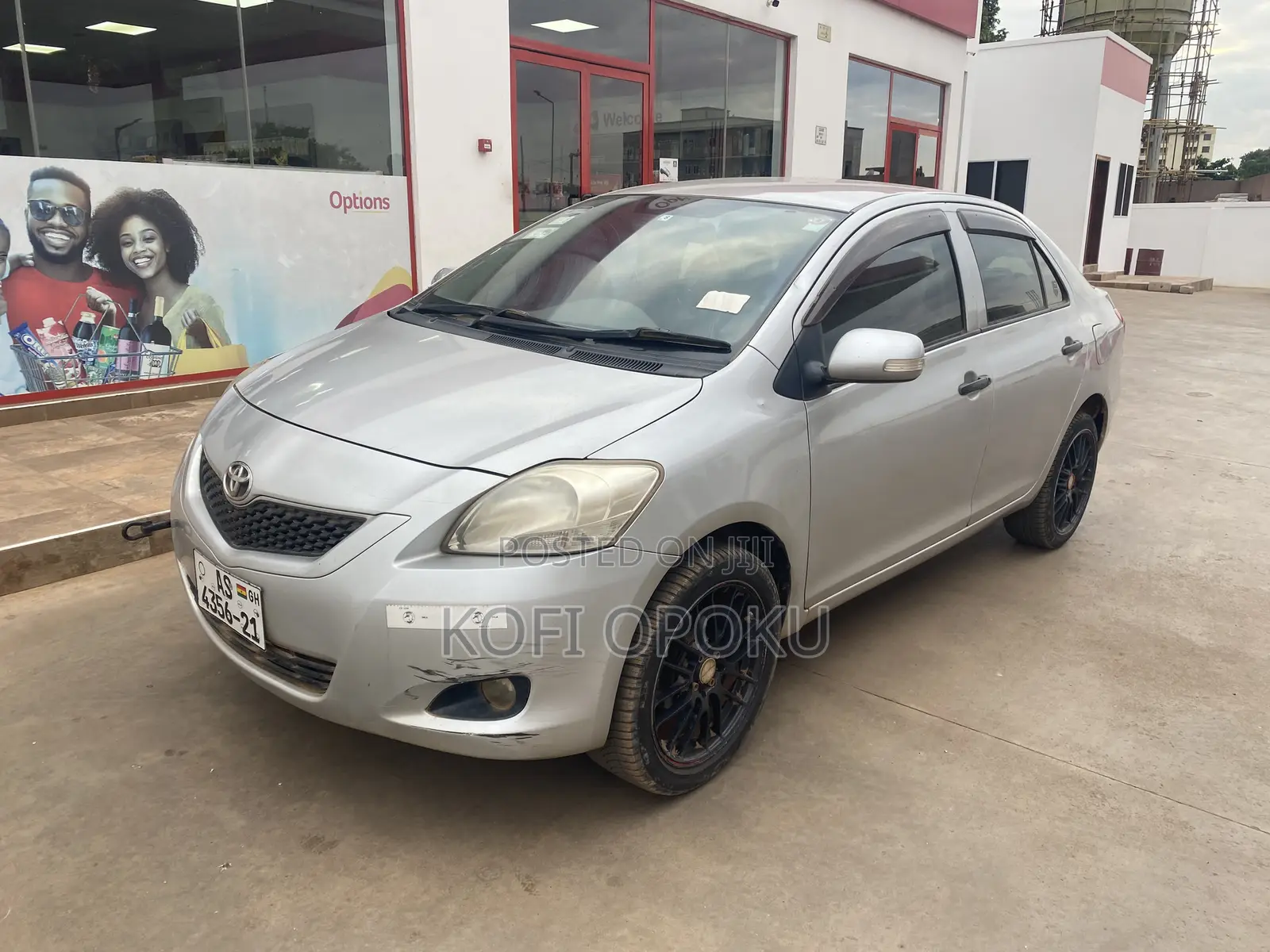 Toyota Belta 2012 Silver
