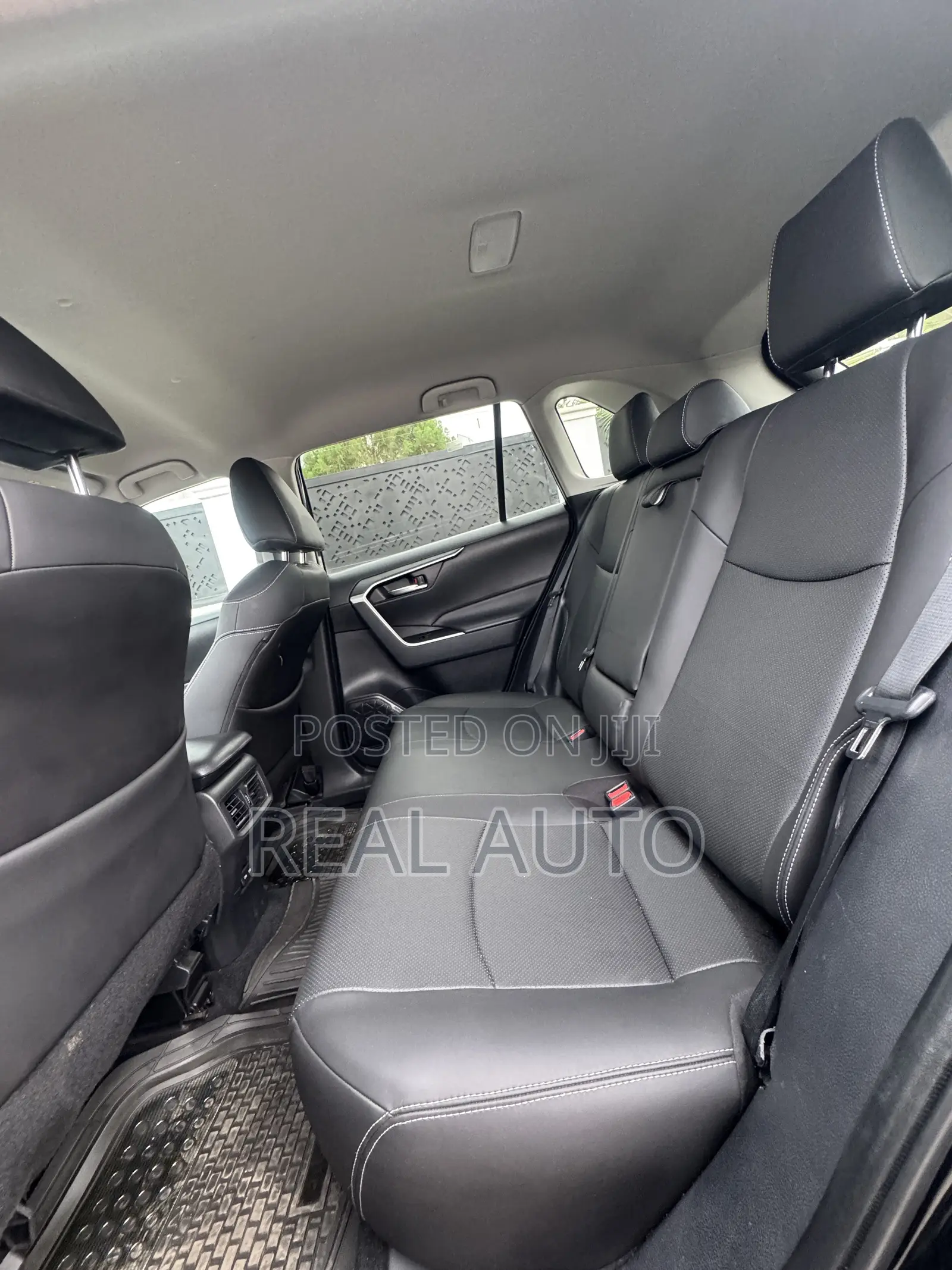 Toyota RAV4 LE AWD 2024 Black
