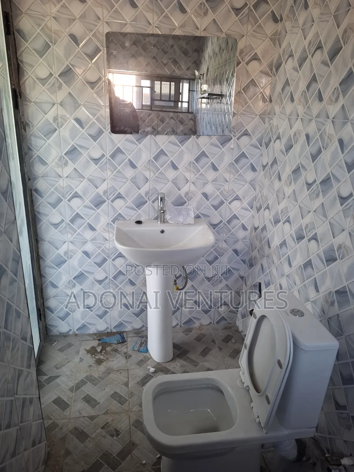 3bdrm Apartment in Santasi Kwadaso, Kumasi Metropolitan for rent