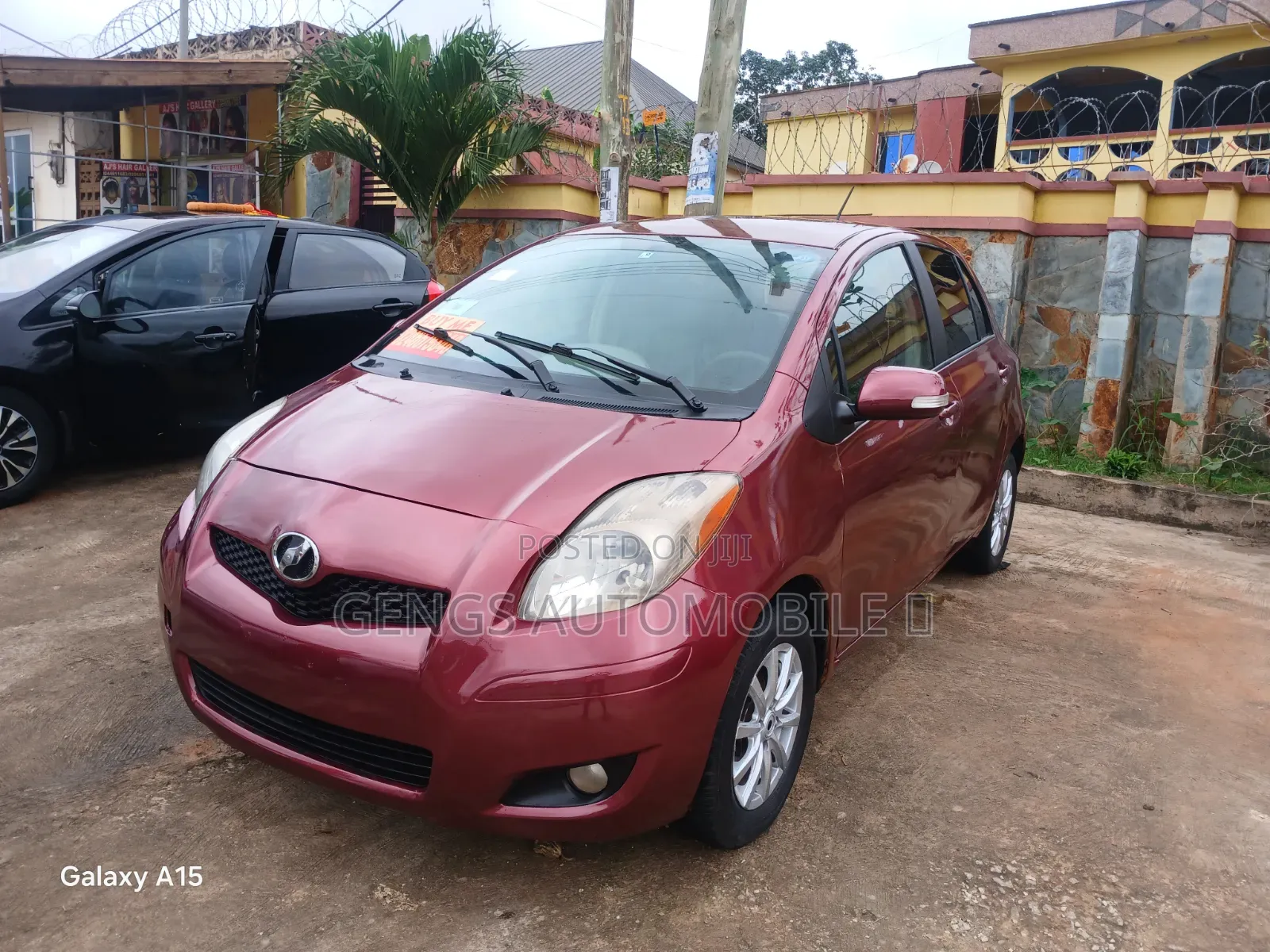 Toyota Vitz 2010 Red