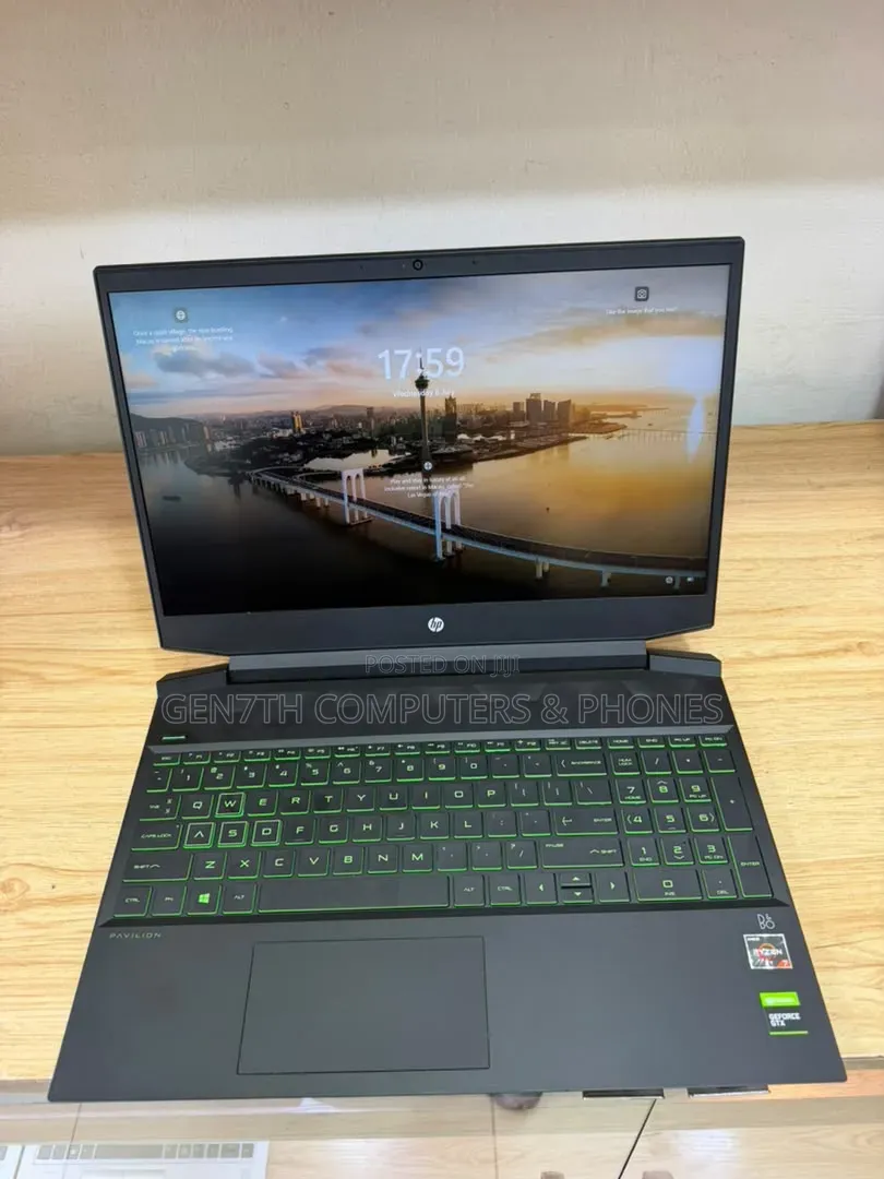 Laptop HP Pavilion 14 16GB AMD Ryzen 7 SSHD (Hybrid) 512GB