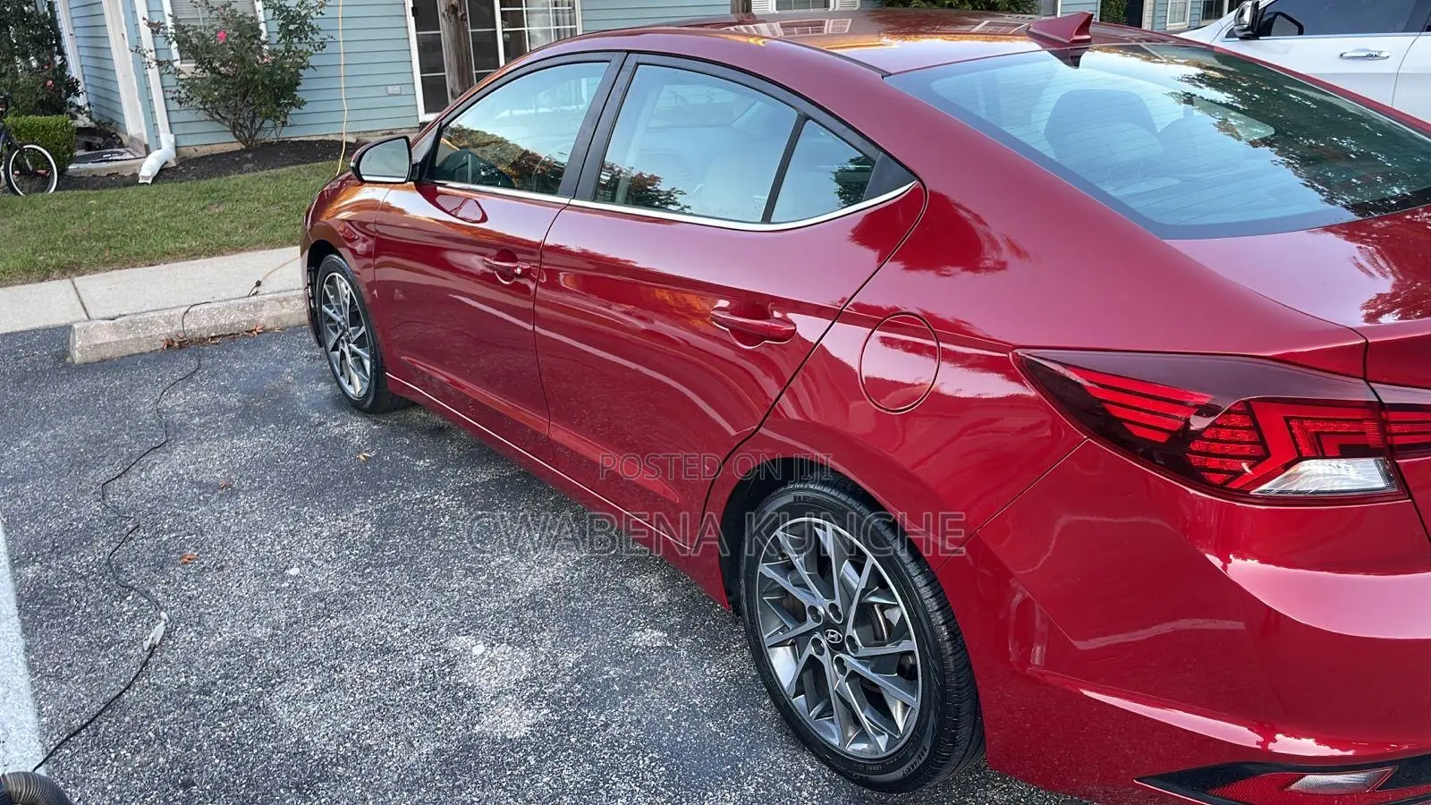 Hyundai Elantra SEL 2019 Red