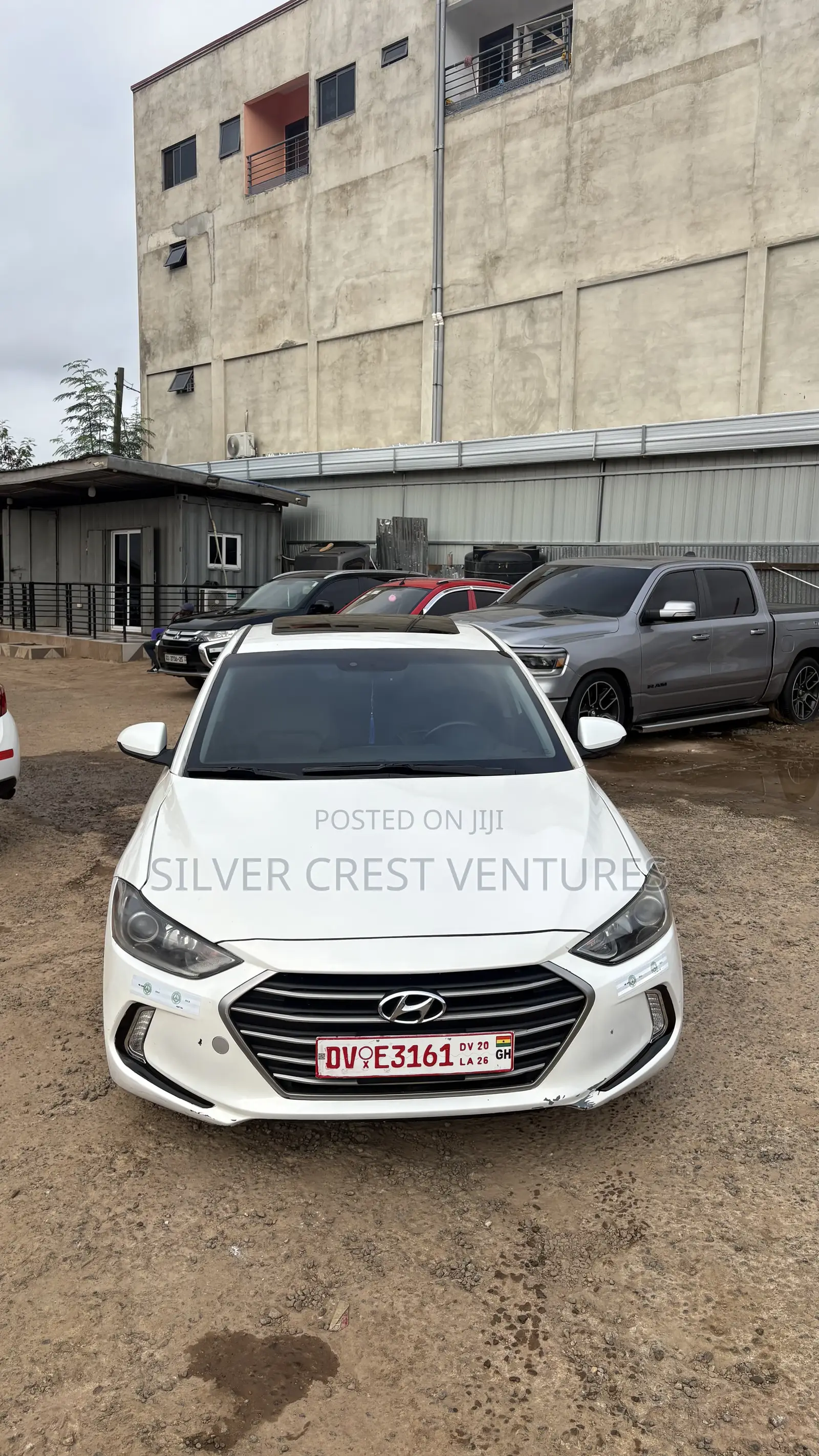 Hyundai Elantra Limited Sedan FWD (2.0L 4cyl 6A) 2017 White