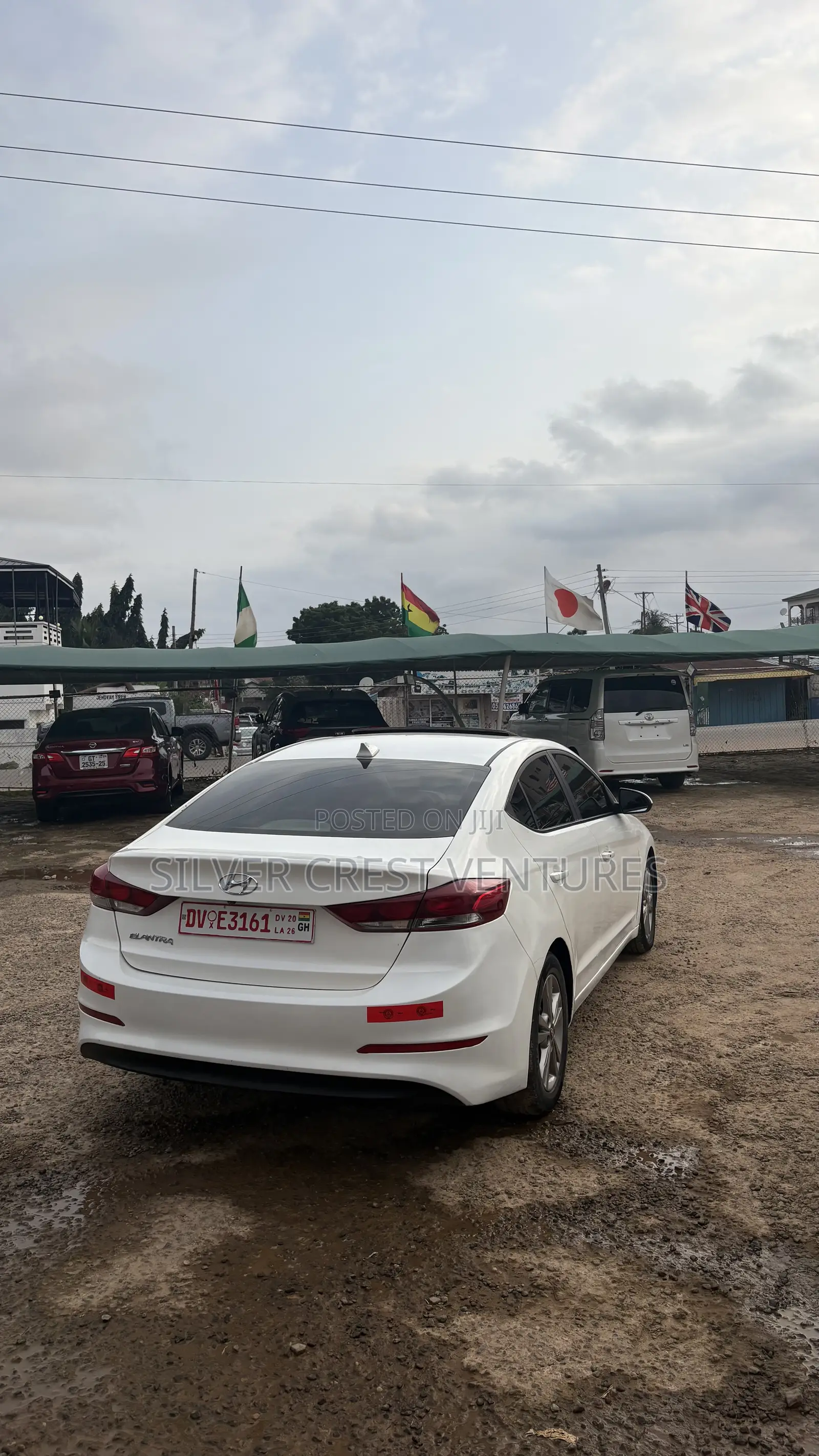 Hyundai Elantra Limited Sedan FWD (2.0L 4cyl 6A) 2017 White